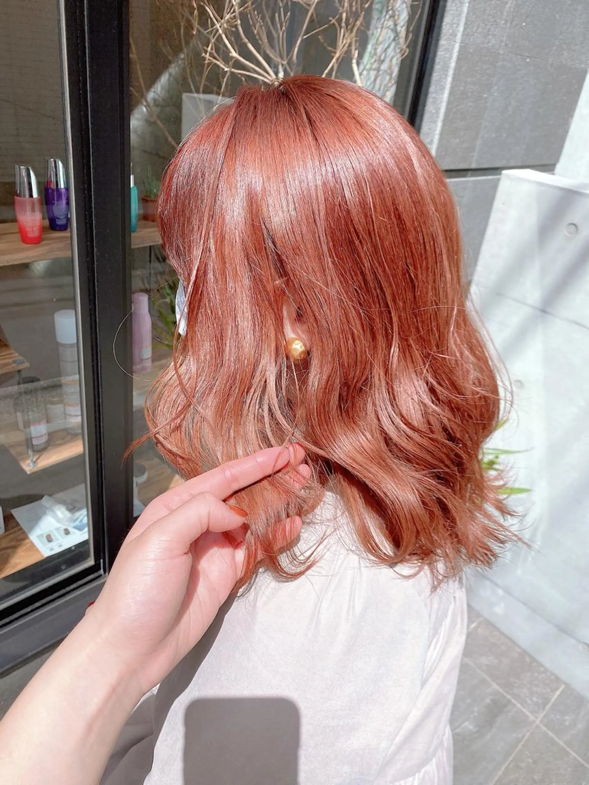 ミディアム カラー オレンジ カット kaho🧸 / 大人styleのヘアスタイル