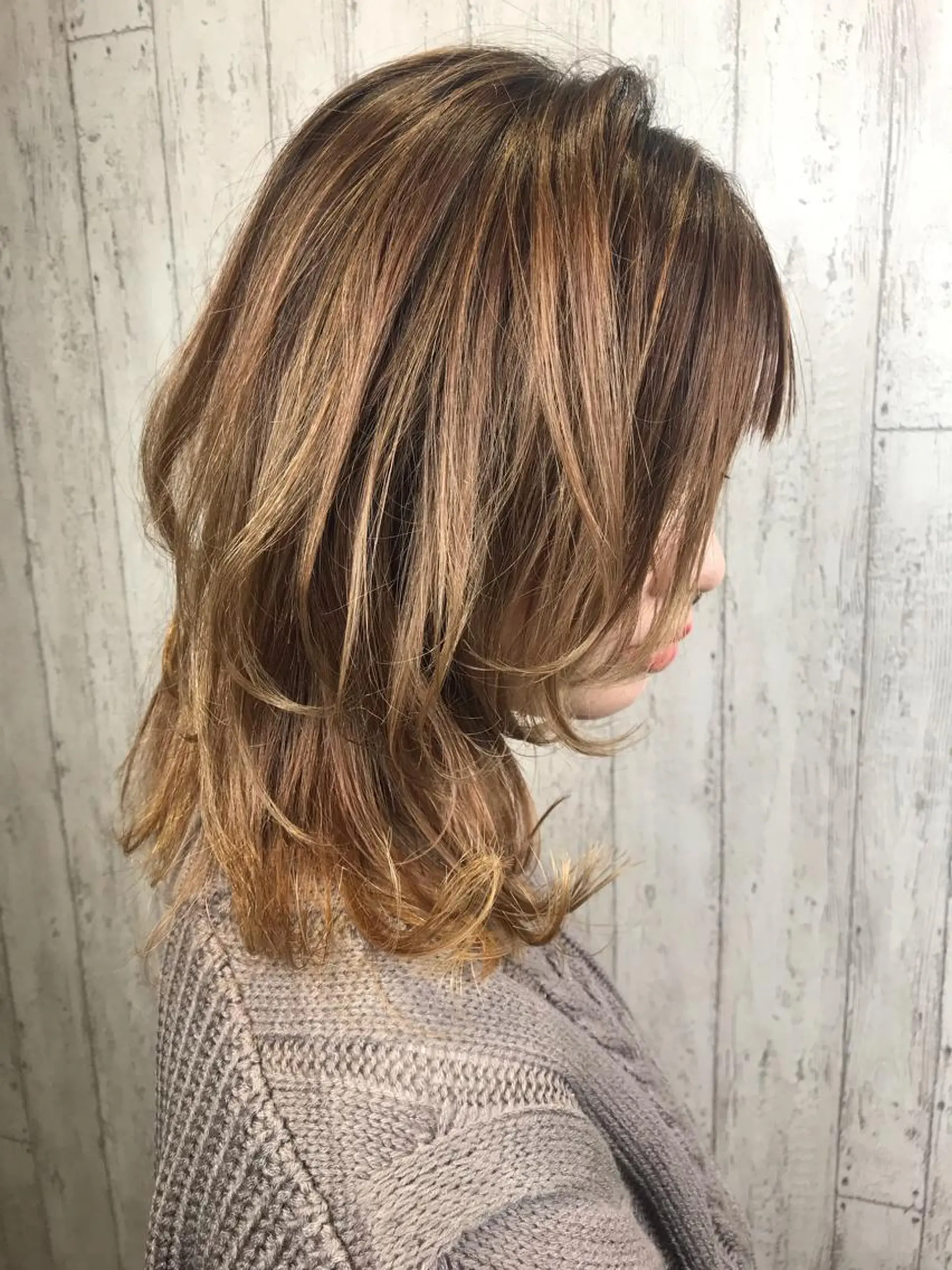 セミロング カラー 田中 あかねのヘアスタイル