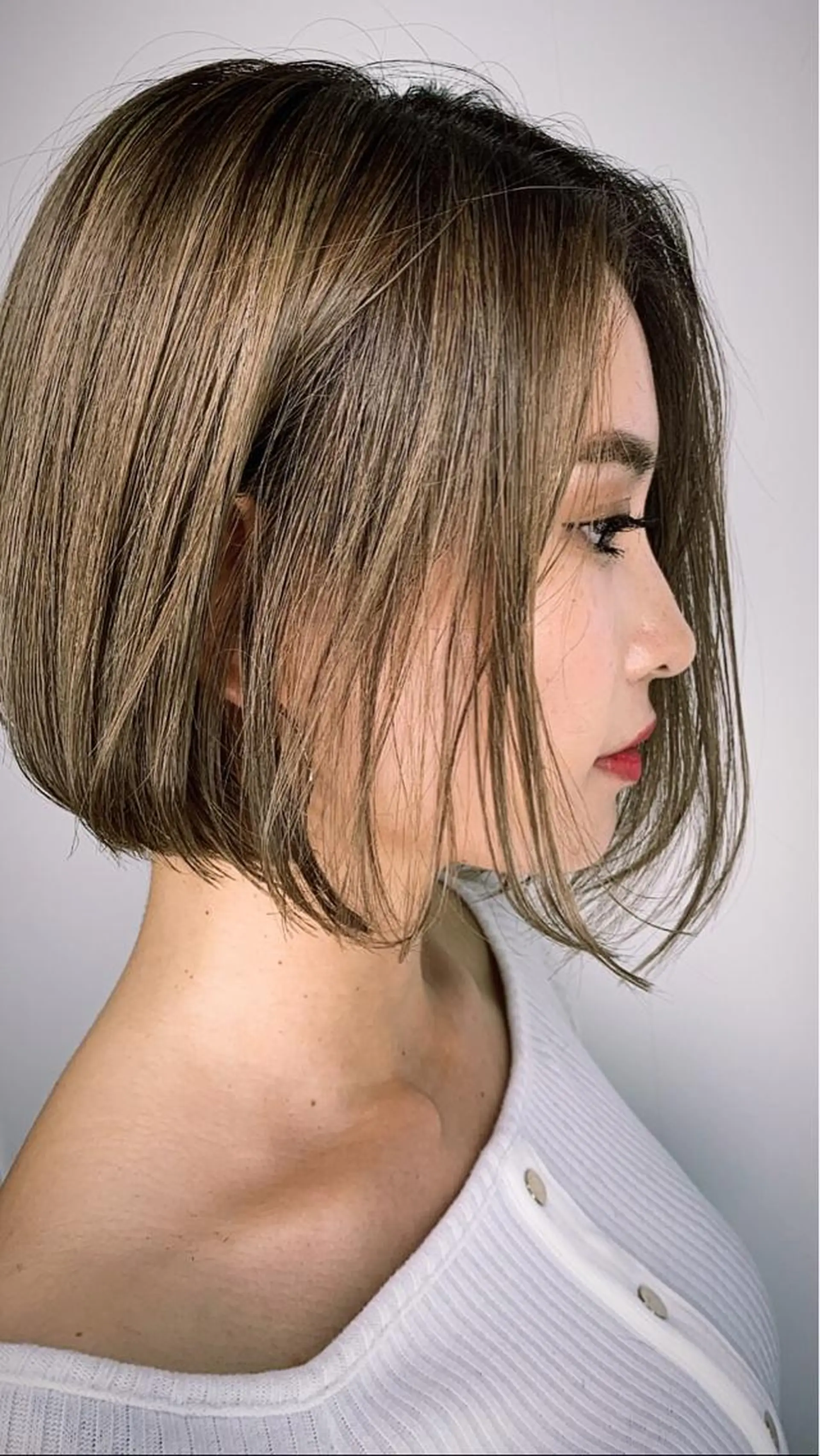 ショート 前下がりボブ ボブ カノンバイフラミューム所属・ショートは任せて ミヤザキのヘアスタイル