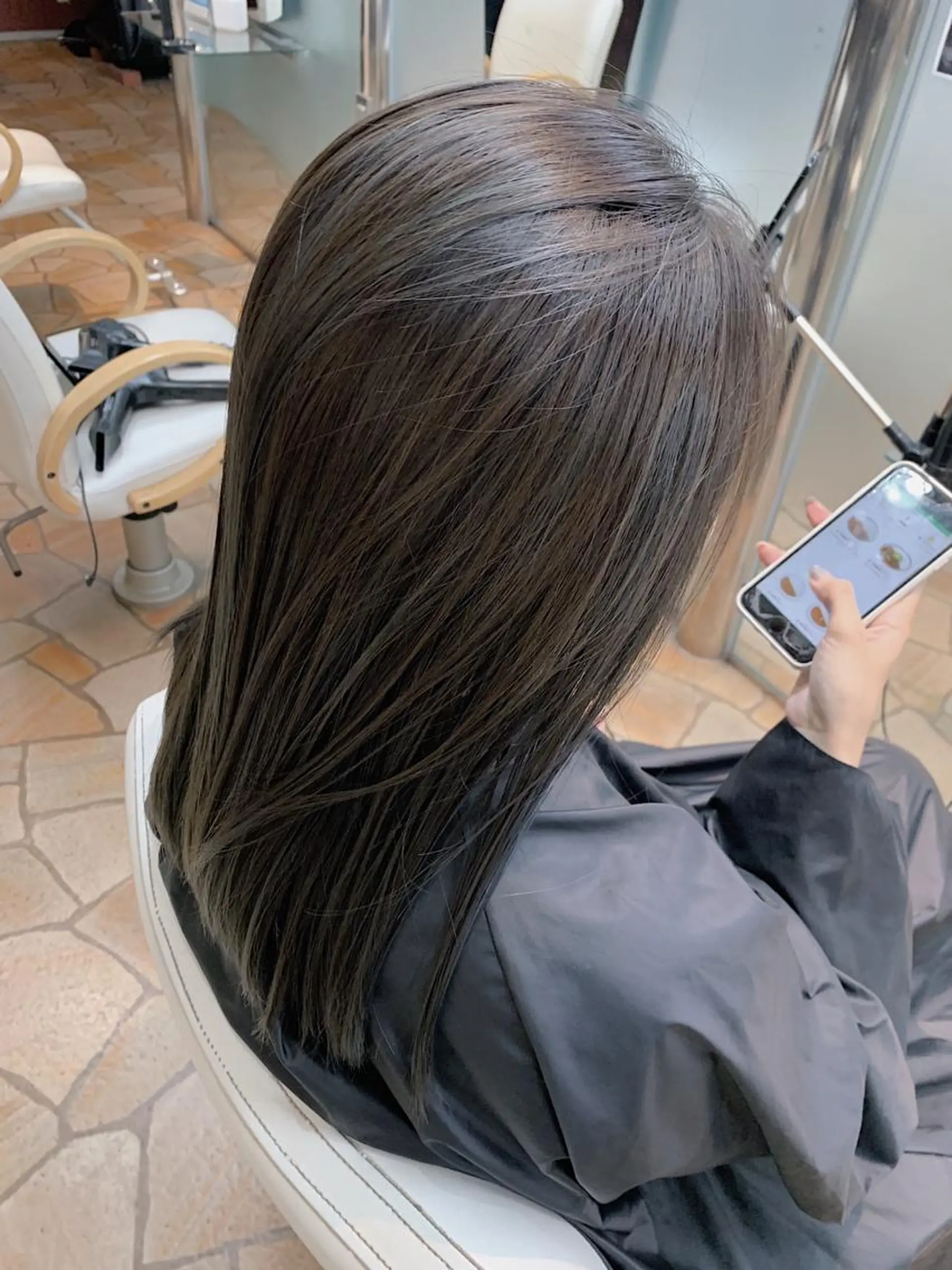 セミロング カラー 髪質改善 トリートメント カット ヘアカラー トリートメント ハットリ /北習志野のヘアスタイル