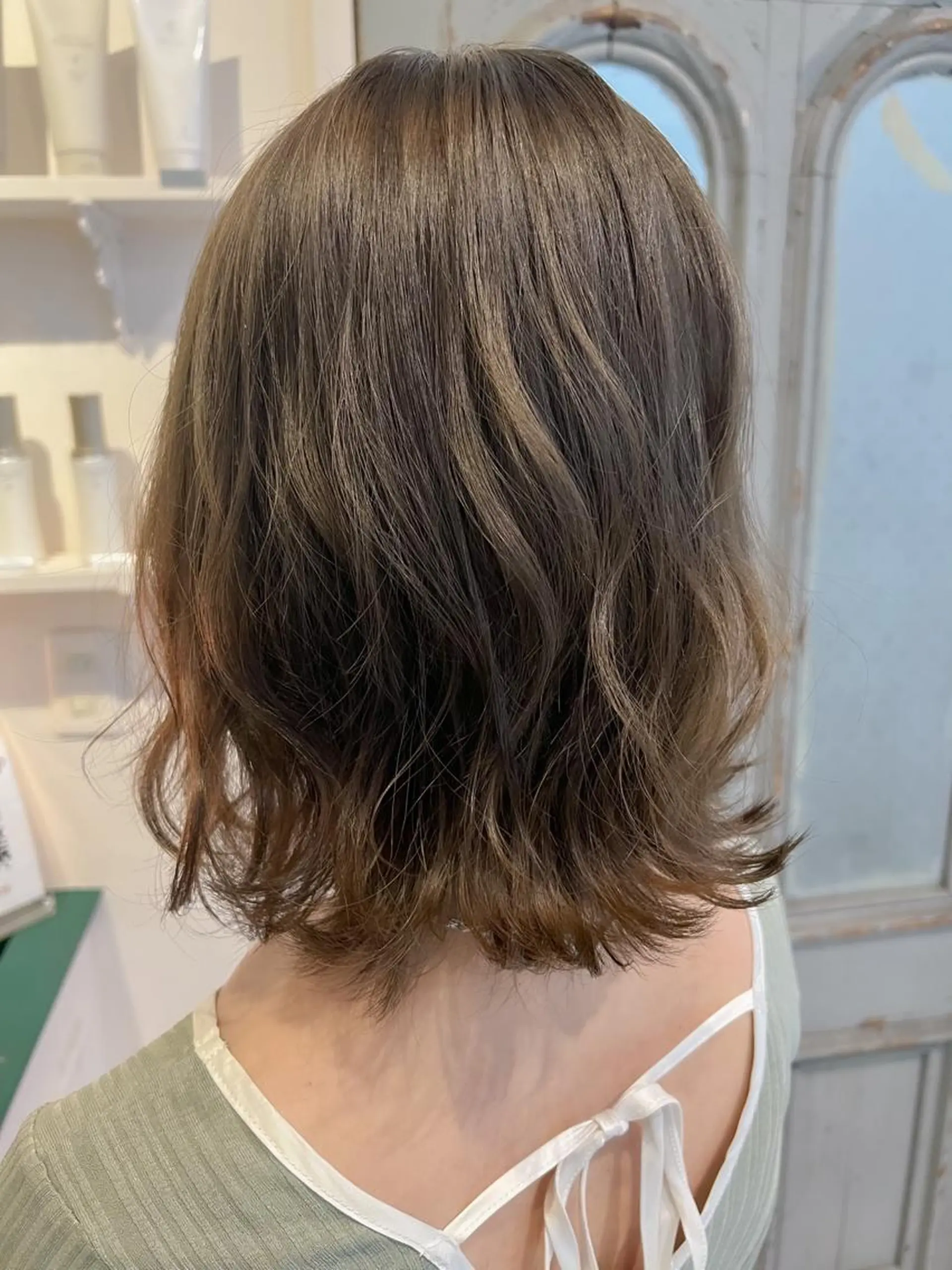 ミディアム カラー ベージュカラー オリーブベージュ ボブ 外ハネヘア カット ヘアカラー パーマ トリートメント "小顔カット" Fuko.のヘアスタイル