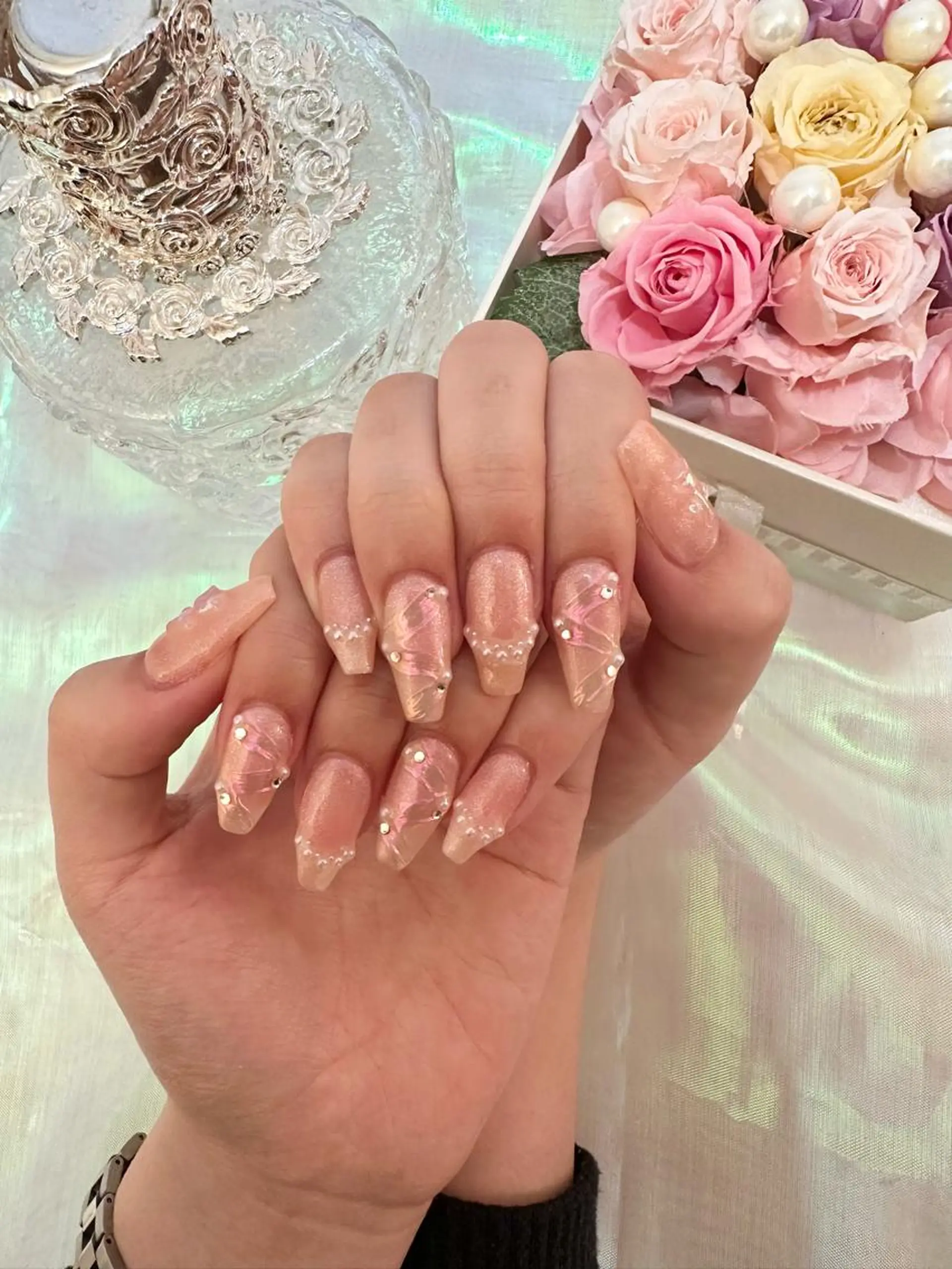 ネイル CREVIO 小美玉店所属・CREVIO小美玉店 店長RIRIのネイルデザイン