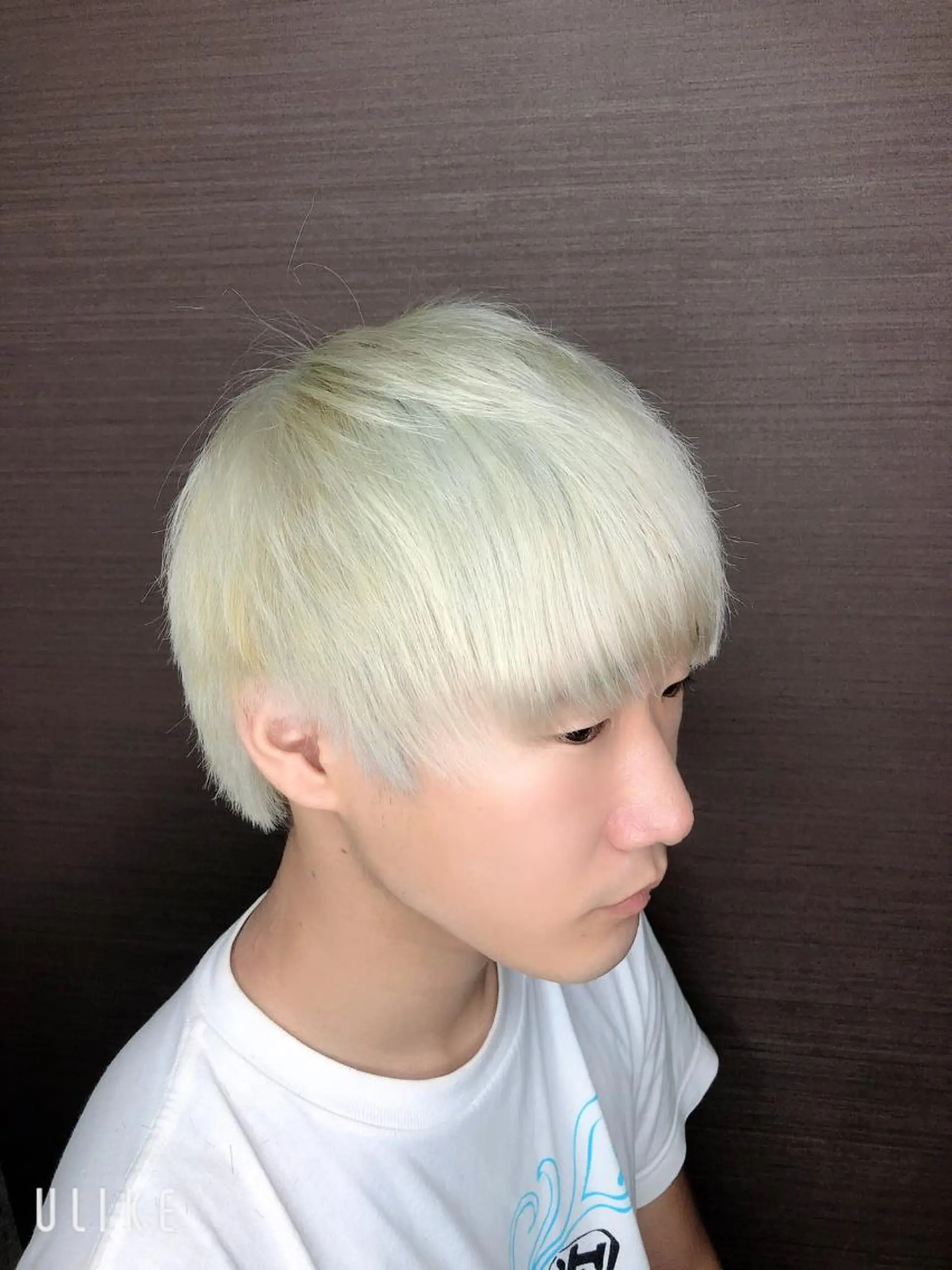 ショート カラー メンズ メンズブリーチ ブリーチ カット ヘアカラー トリートメント メンズ特化美容師 大貫友也のヘアスタイル