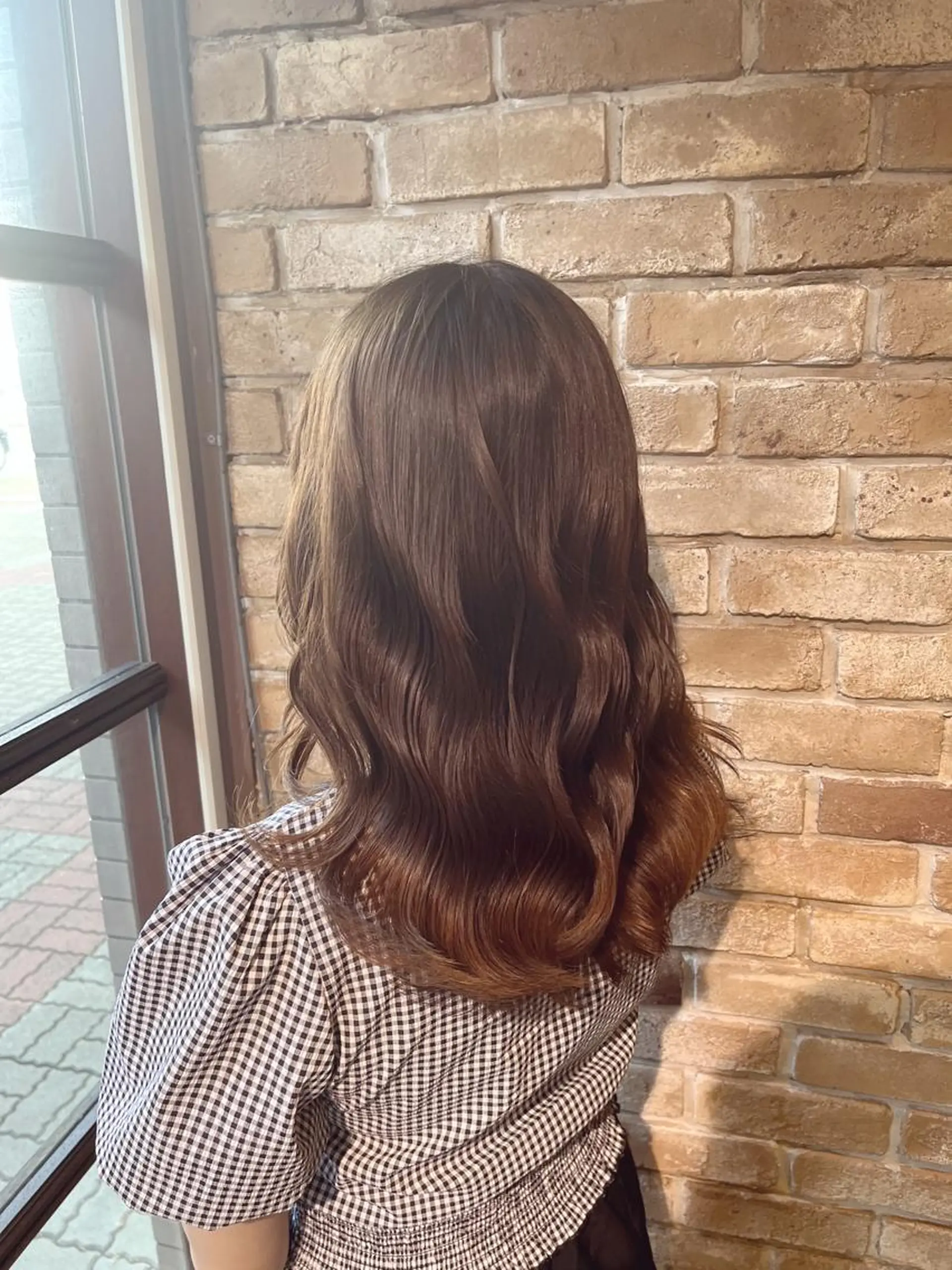 セミロング ヘアカラー 🧡ミルクティー/ レイヤー🧡ショウナのヘアスタイル