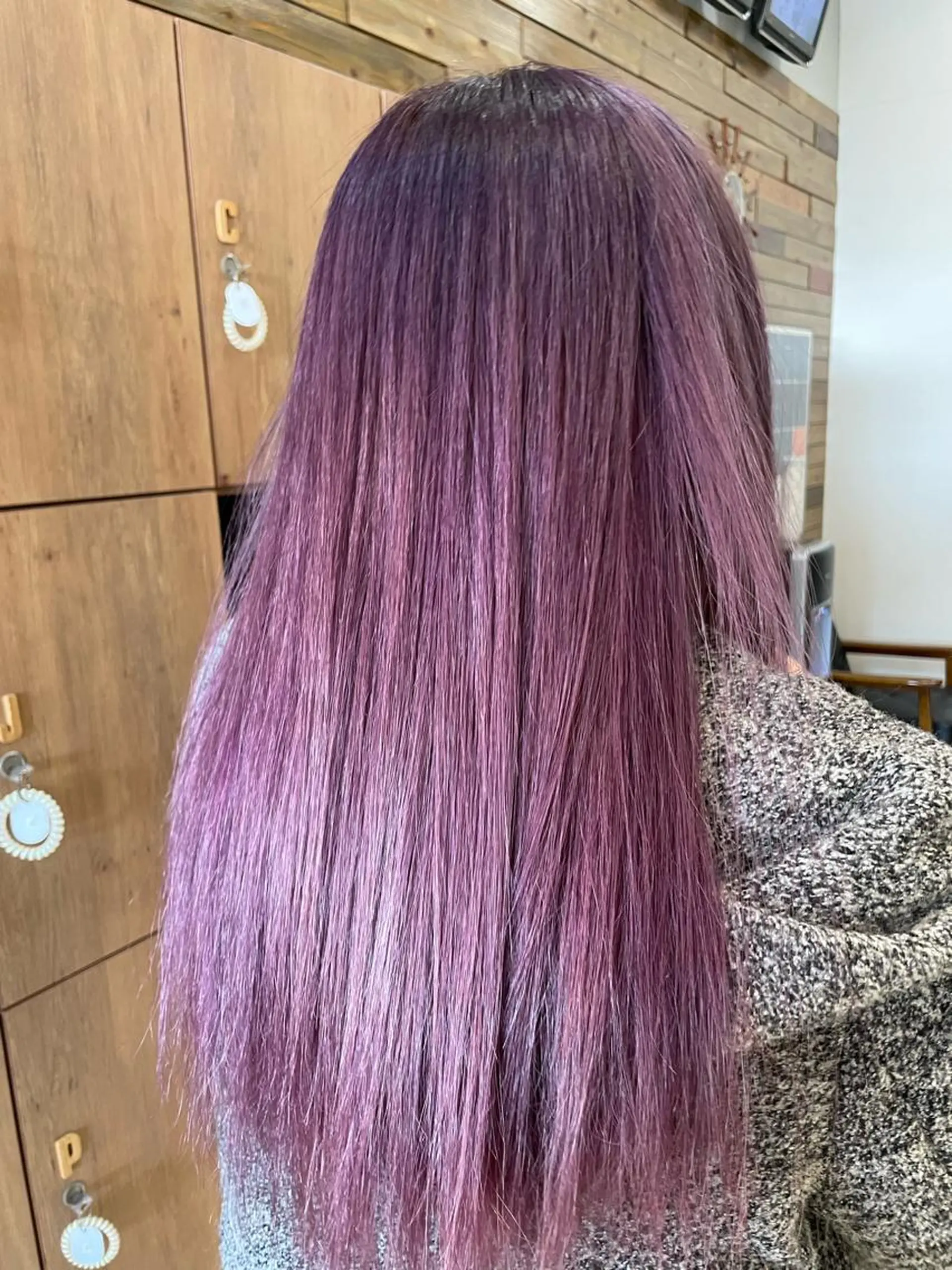 ロング カラー 透明感color吉田 沙羅のヘアスタイル