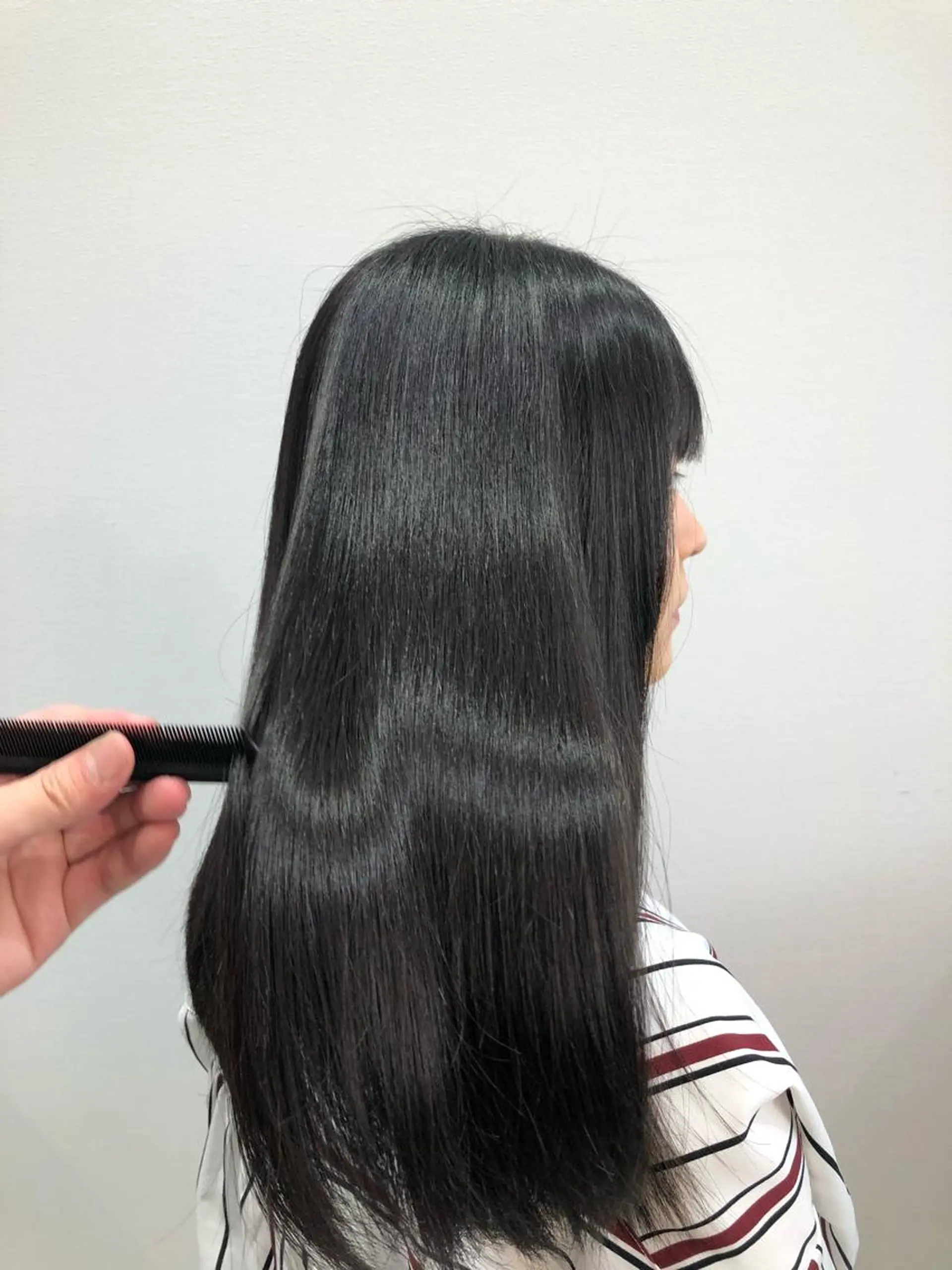 セミロング 日野・八王子縮毛矯正 ワタナベリョウマのヘアスタイル