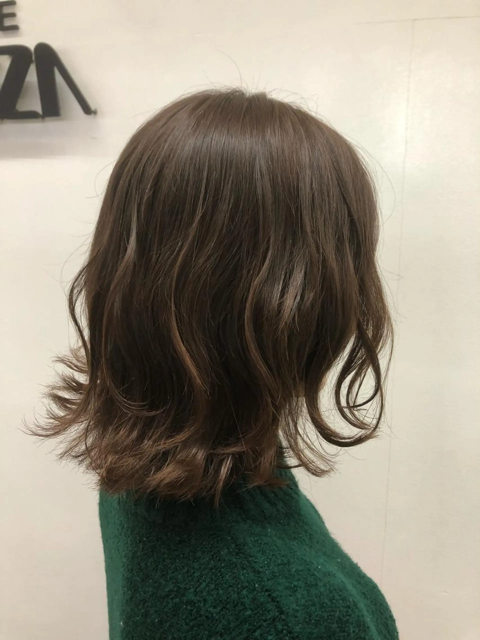 ショート カラー ベージュカラー ピンクカラー ピンクベージュ ボブ 外ハネヘア ヘアカラー トリートメント シェアサロン　シエナ所属・東條 克義のヘアスタイル