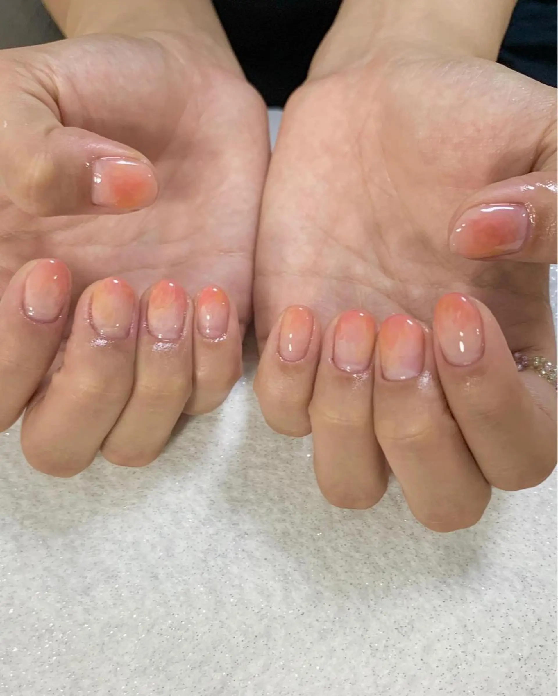 ネイル 持ち込み 手塚 里奈のネイルデザイン