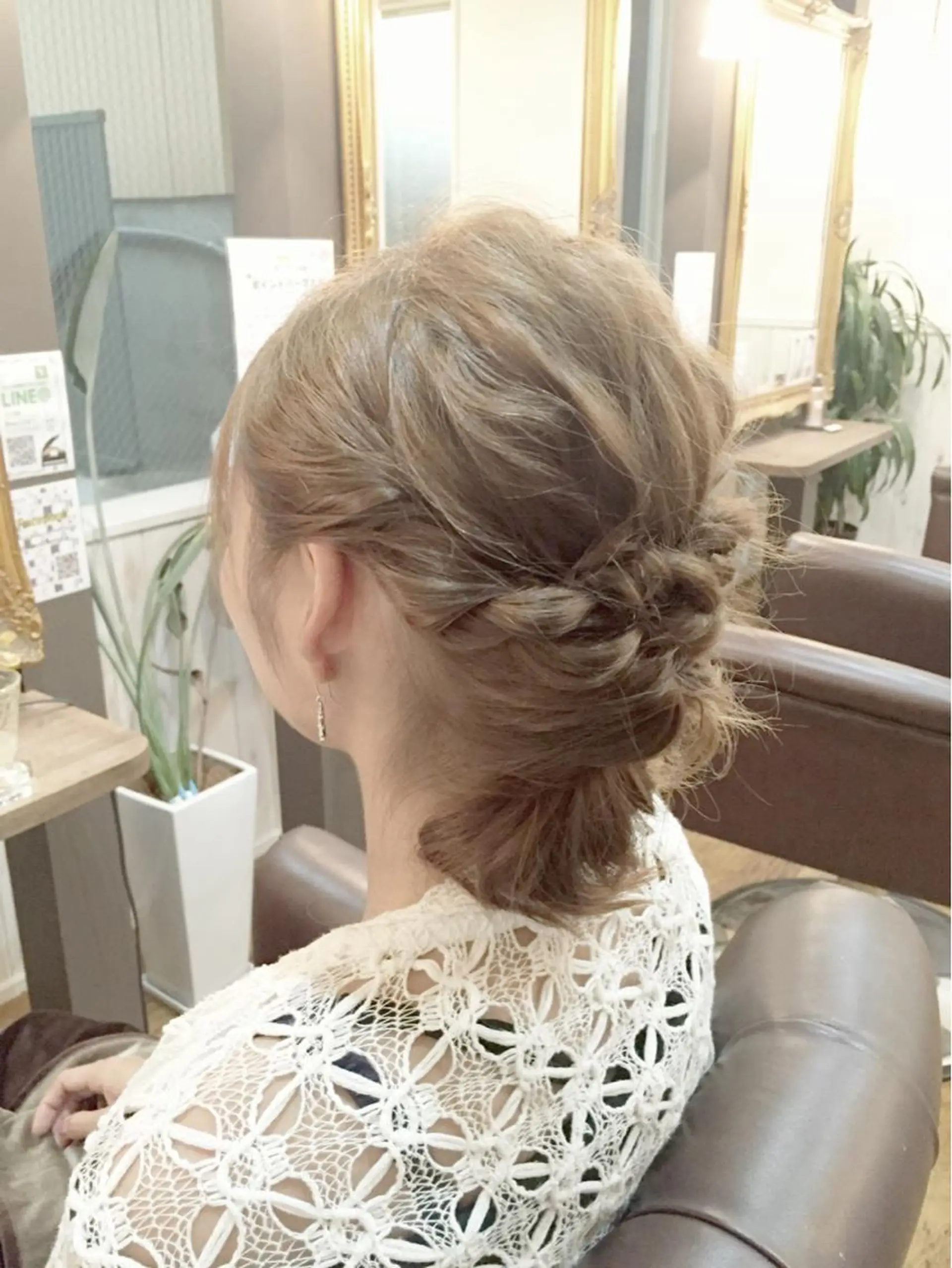 ショート ミディアム セミロング ロング カラー パーマ ヘアアレンジ キッズ ネイル まつエク 伴 貴吉のヘアスタイル