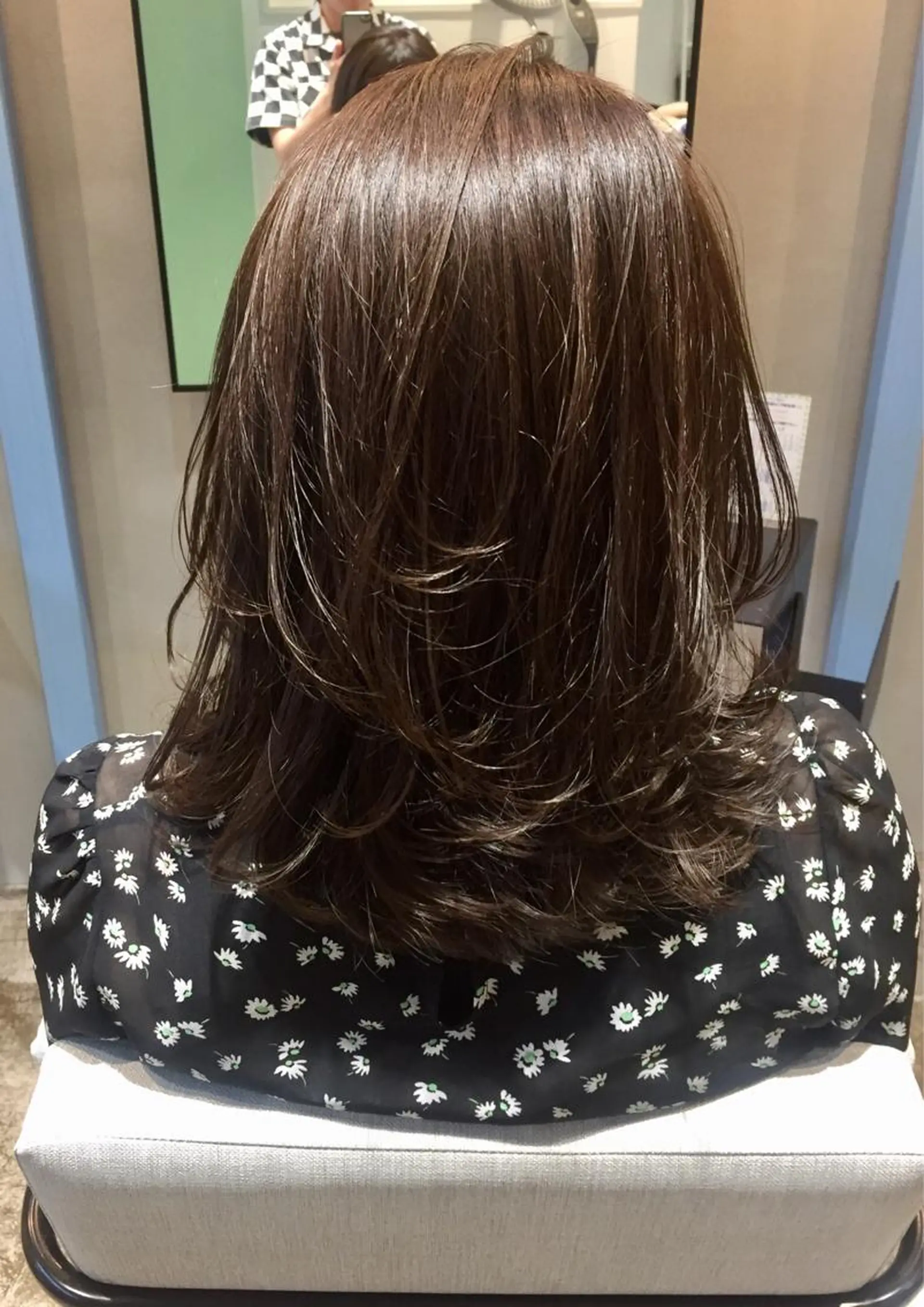 ミディアム アッシュ ヘアカラー トリートメント 所渉/韓国レイヤー /ウルフカットのヘアスタイル