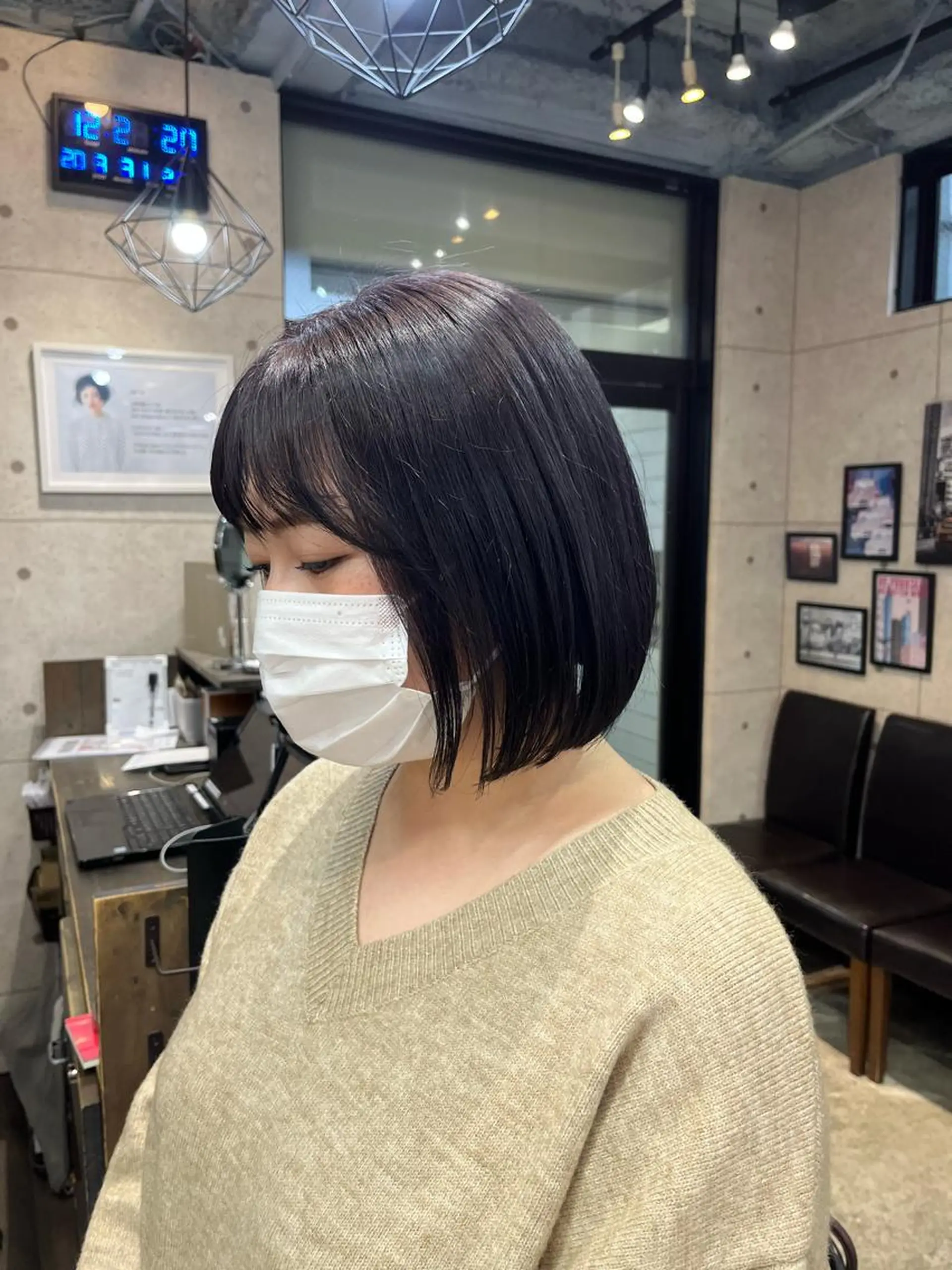 ミディアム カラー アッシュ アッシュグレー 【透明感カラー‎✨】 中島日菜のヘアスタイル