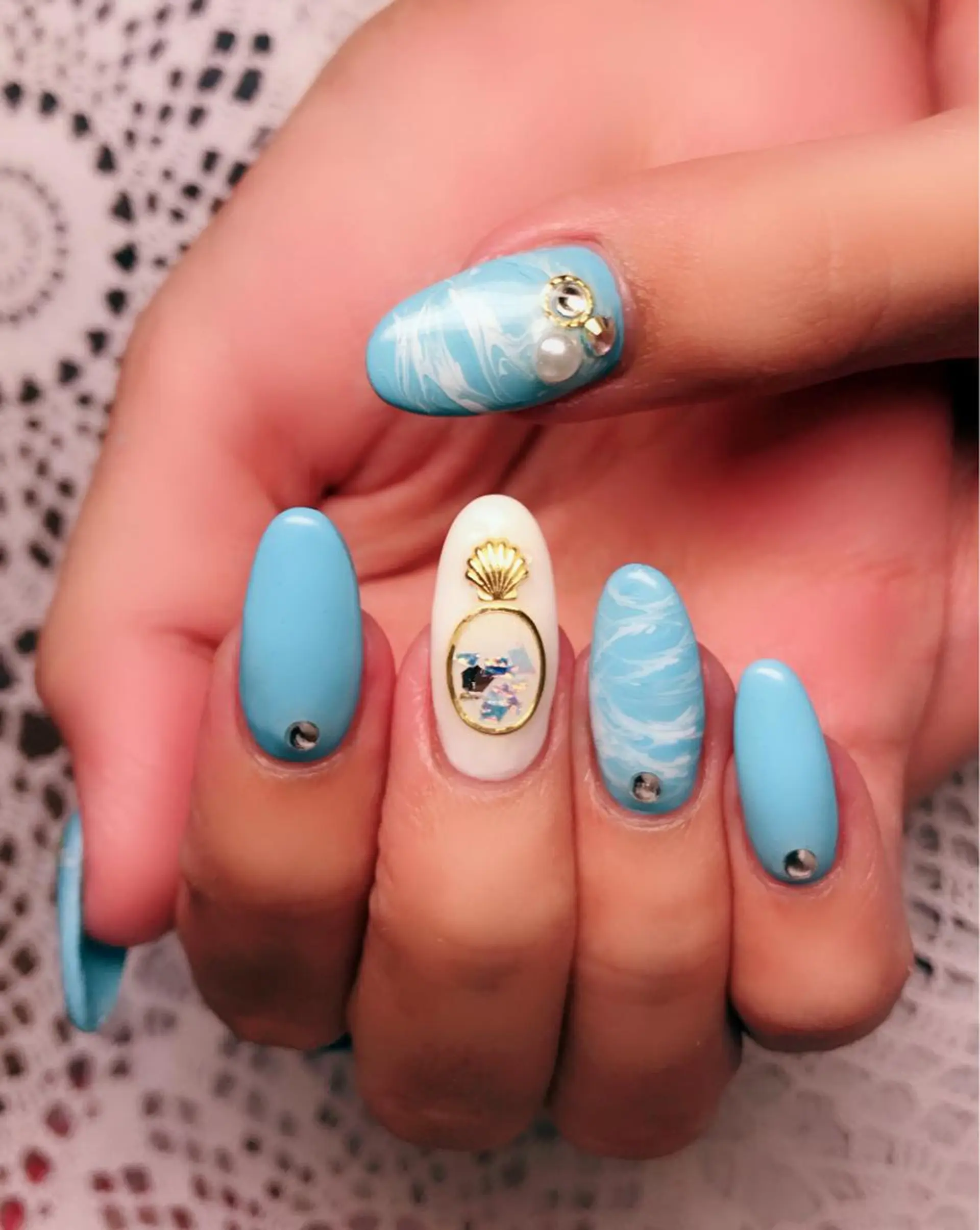 ネイル 長さ出し ジェルネイル ハンドネイル ゲン レイカのネイルデザイン