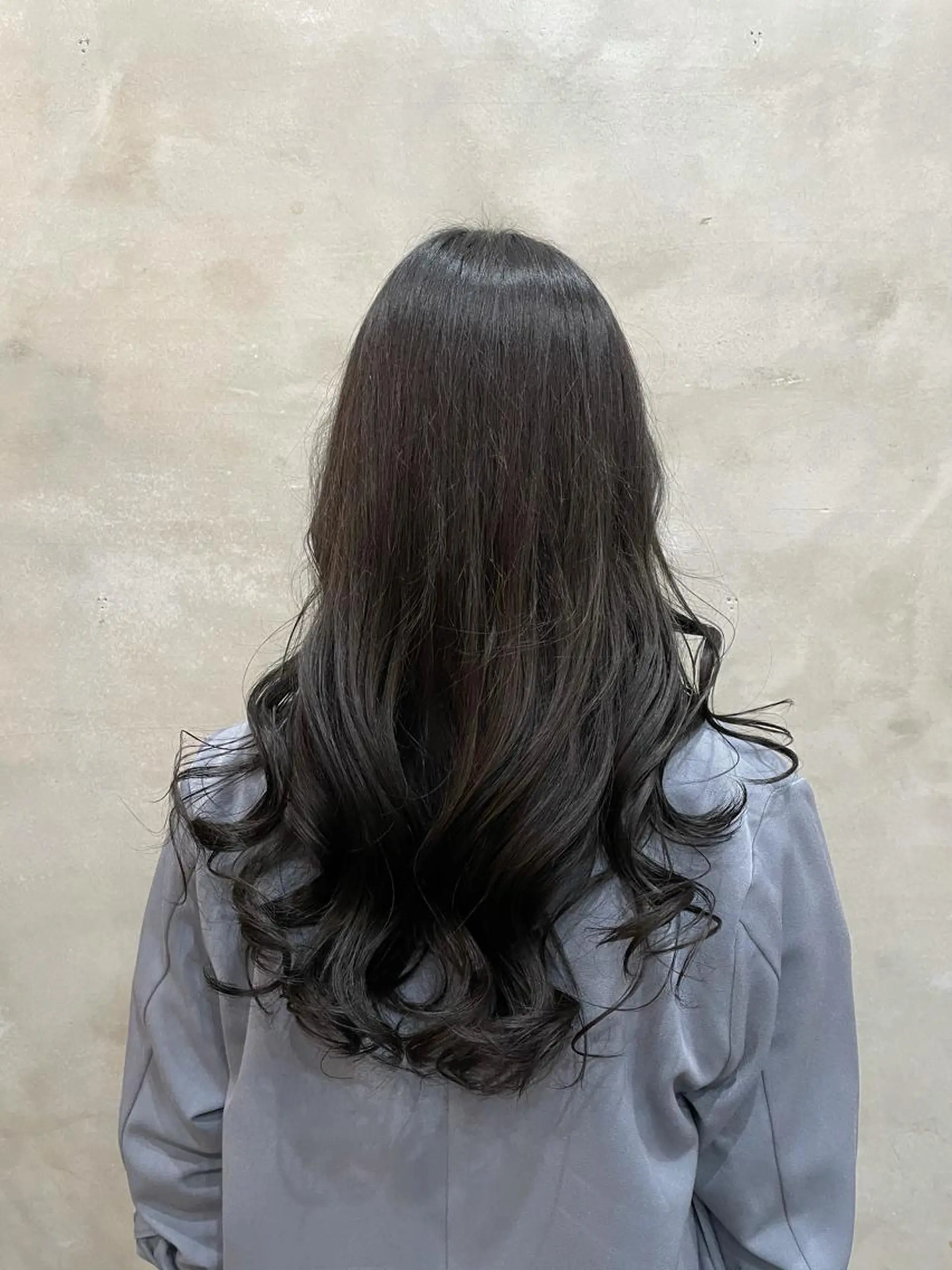 ロング カラー 黒髪 ヘアカラー トリートメント 【ピンク/韓国ヘア/ ヘアセット】亜海のヘアスタイル