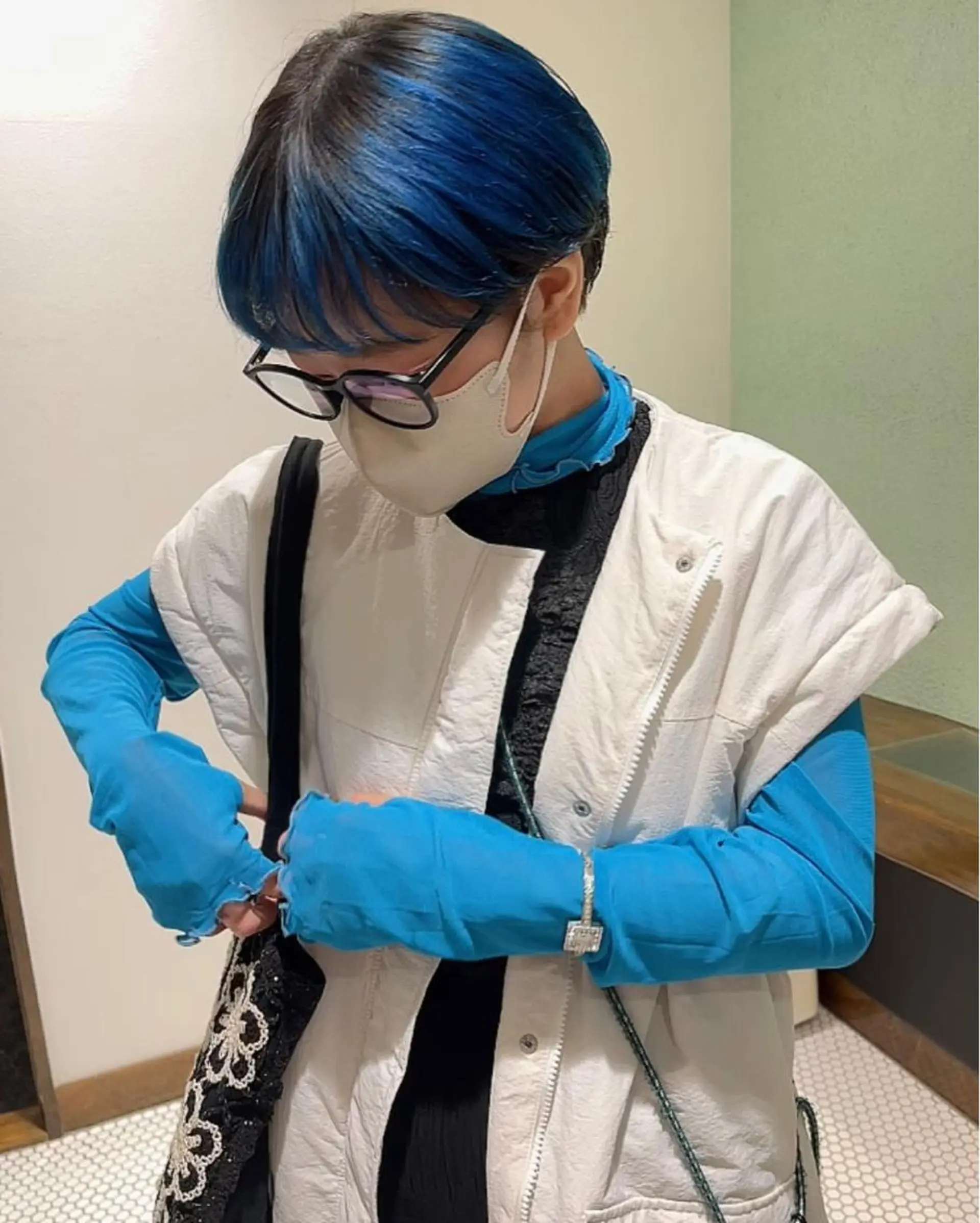 ショート カラー ベージュ/透明感/ 桃子🎀のヘアスタイル