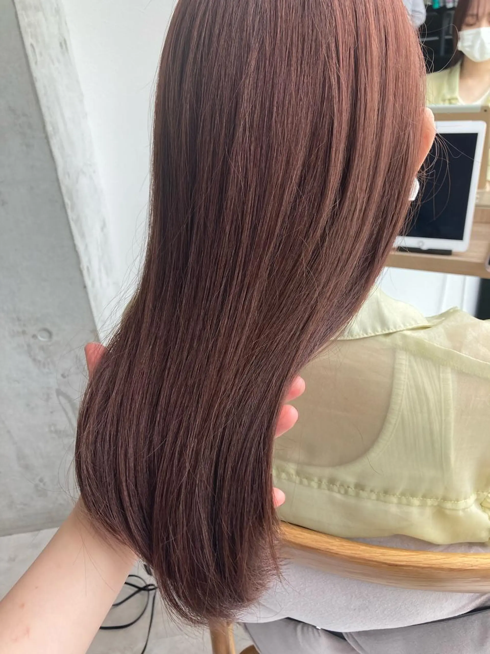 セミロング ヘアカラー トリートメント ✨色持ちの良い艶 カラー✨蟹江真世のヘアスタイル