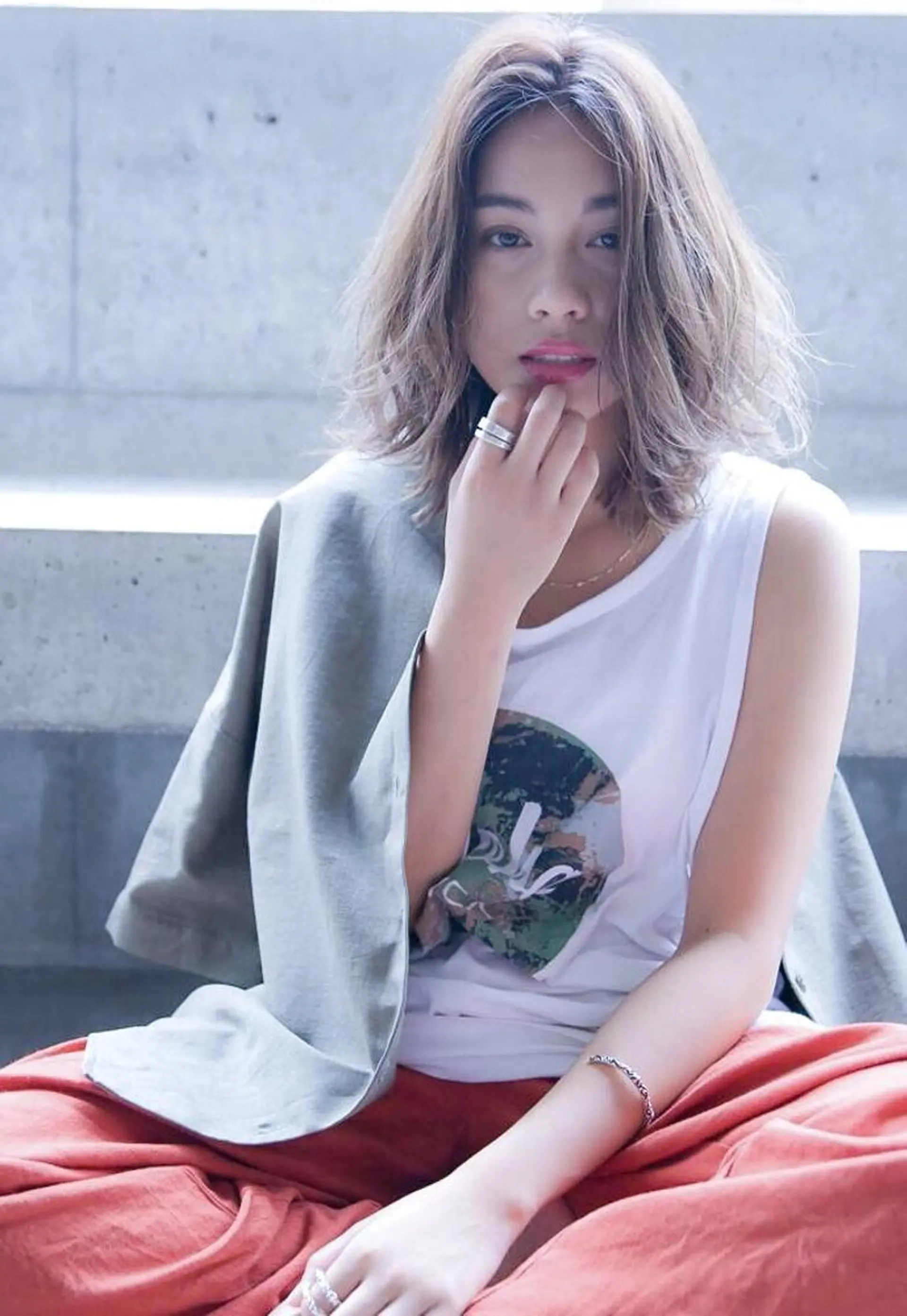 ミディアム カラー hao所属・西山 頌太のヘアスタイル