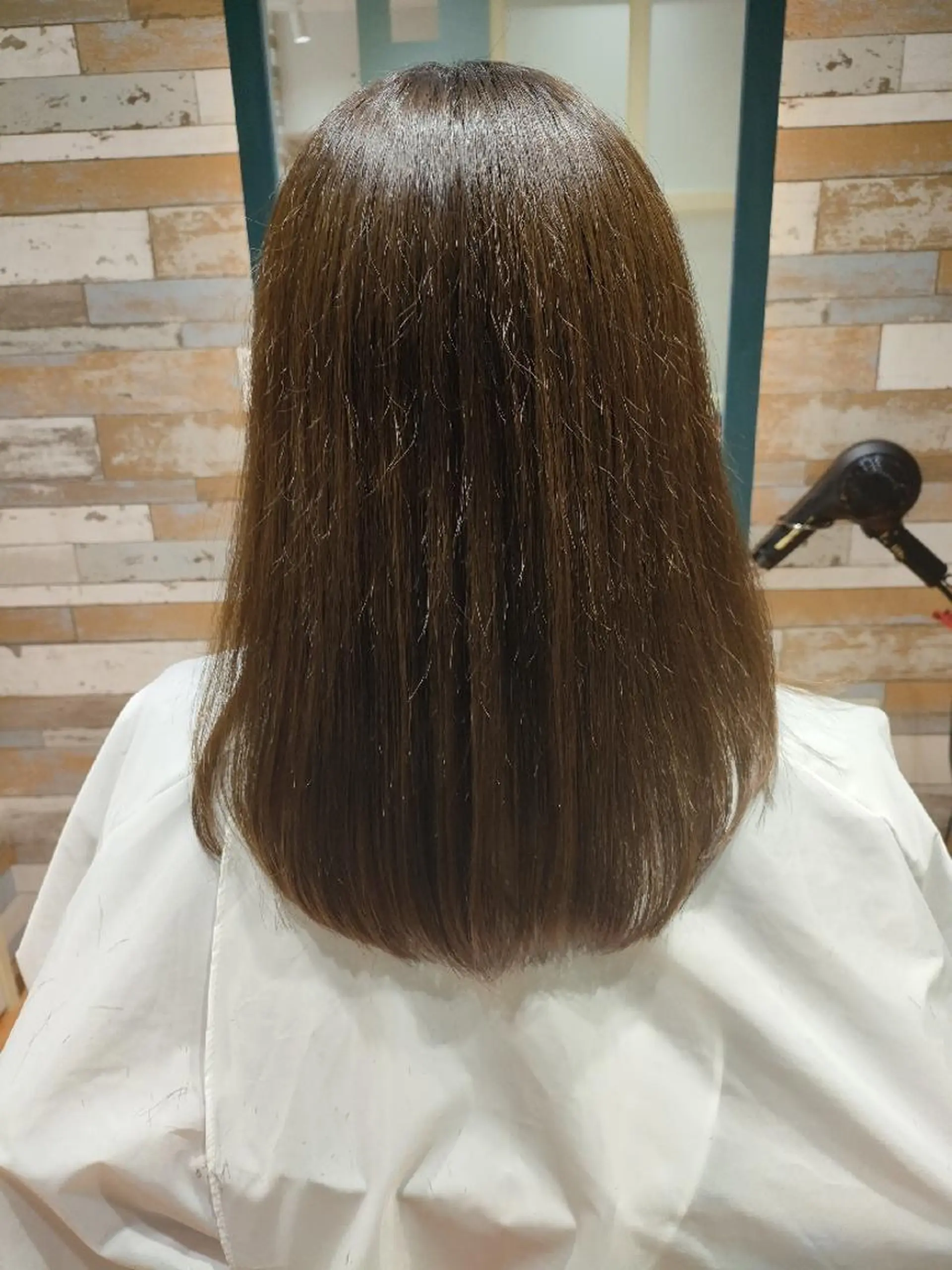 セミロング Kai by BalcoNY所属・髪質改善✨ヘッドスパ 検定✂︎まつざわのヘアスタイル