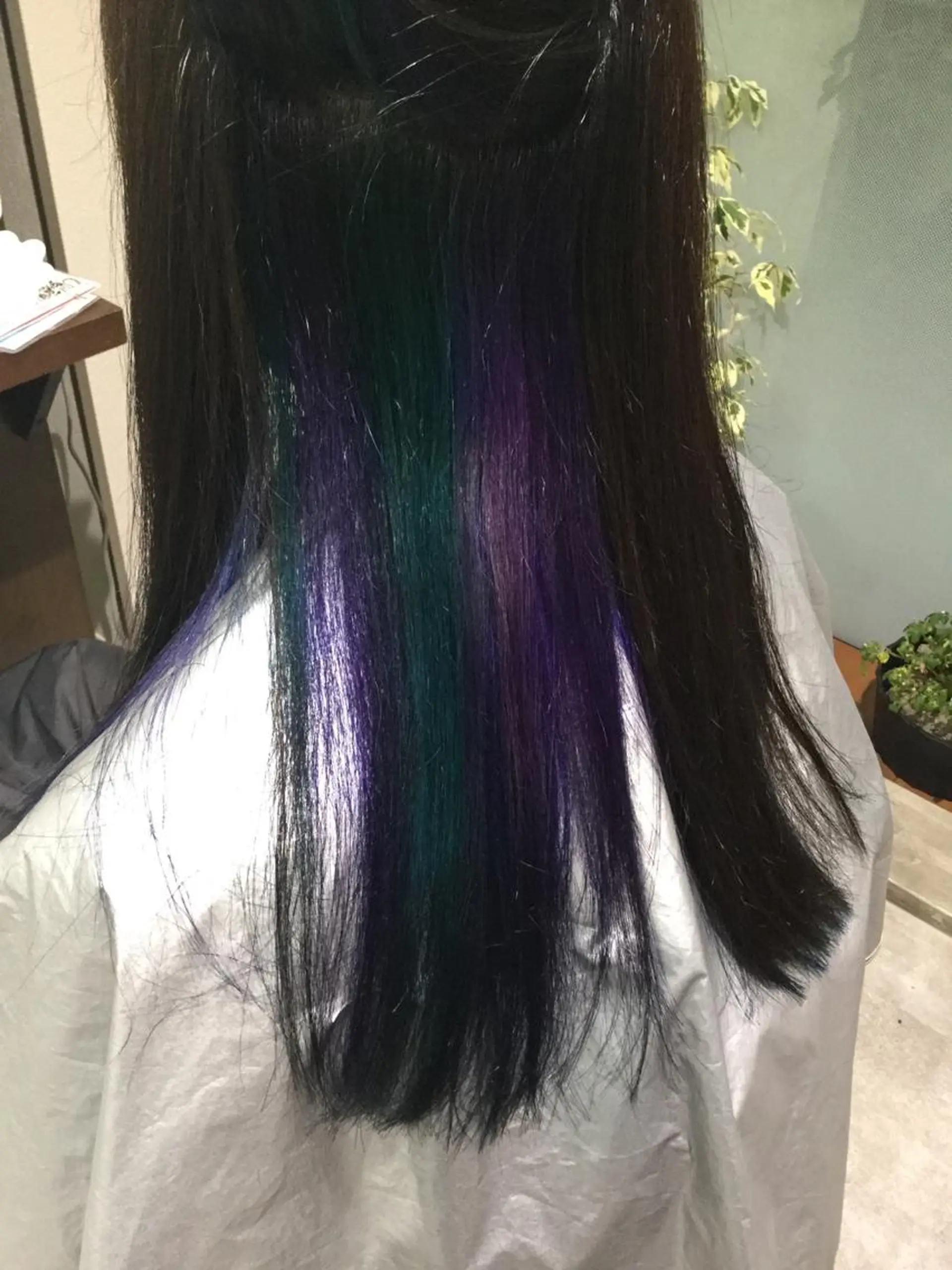 ロング カラー U-AMBOISE ユーアンボワーズのヘアスタイル