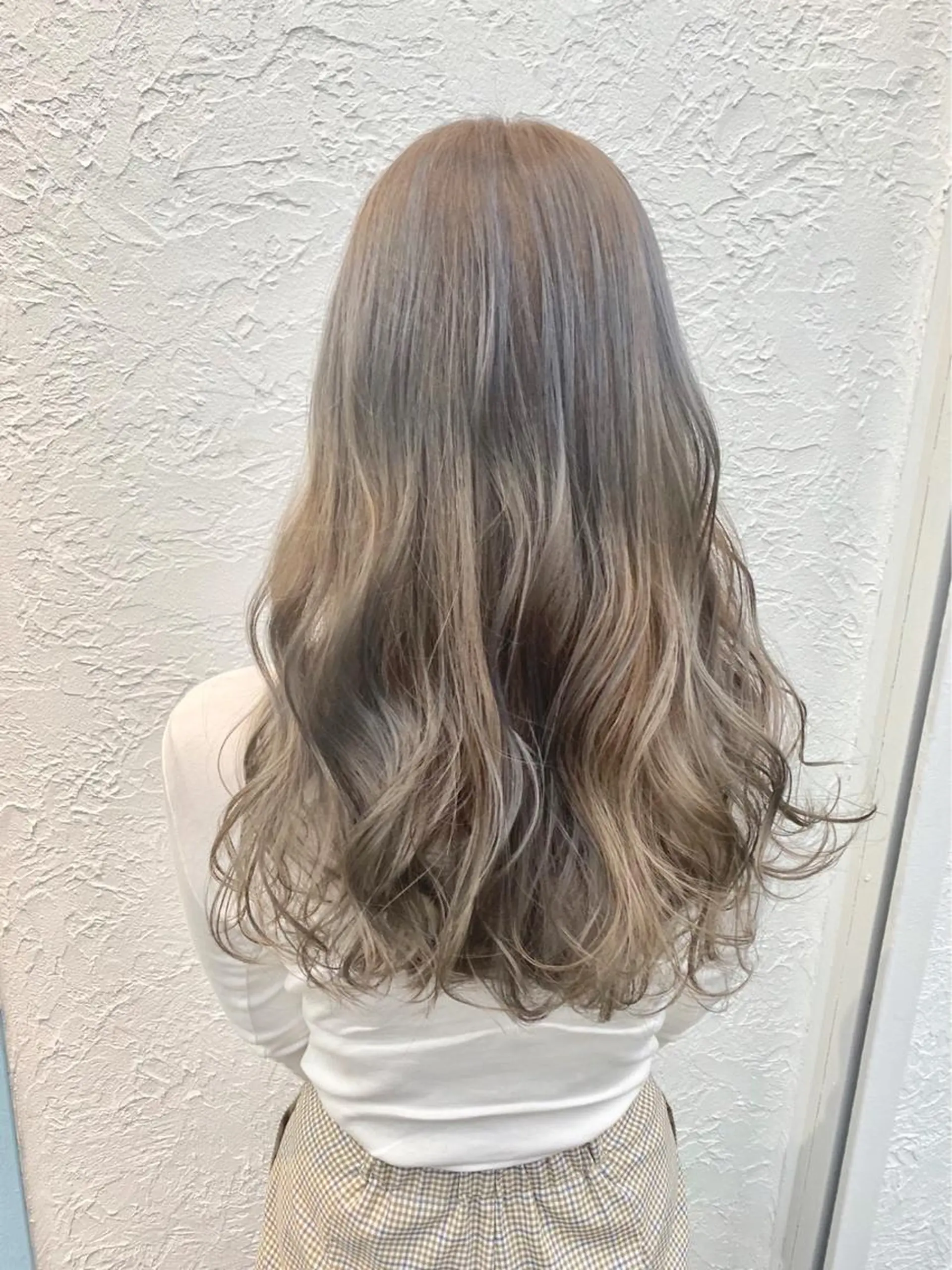 ロング 金丸 千里のヘアスタイル