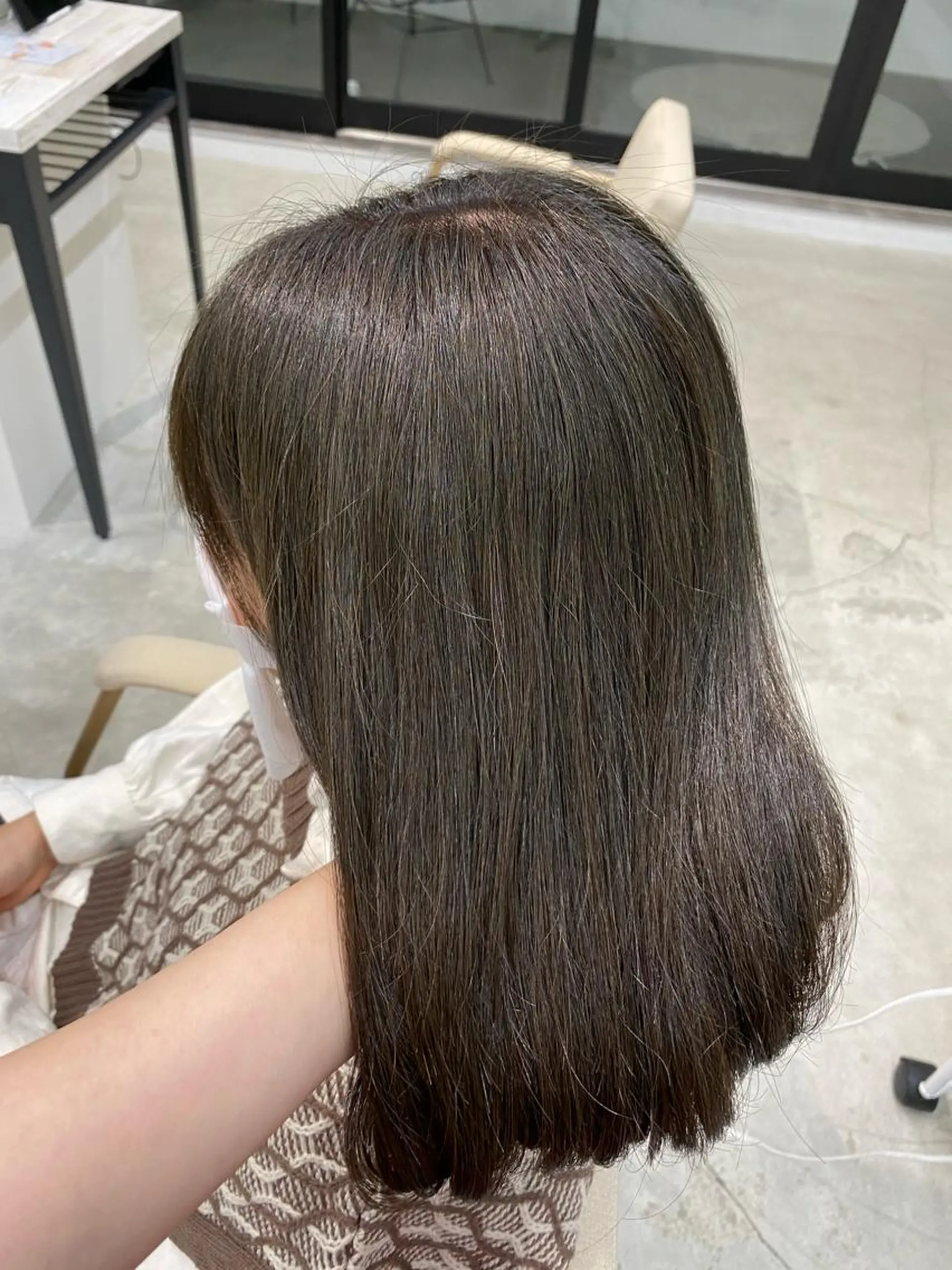 ショート ブリーチなしカラー 🤍　Mihanaのヘアスタイル