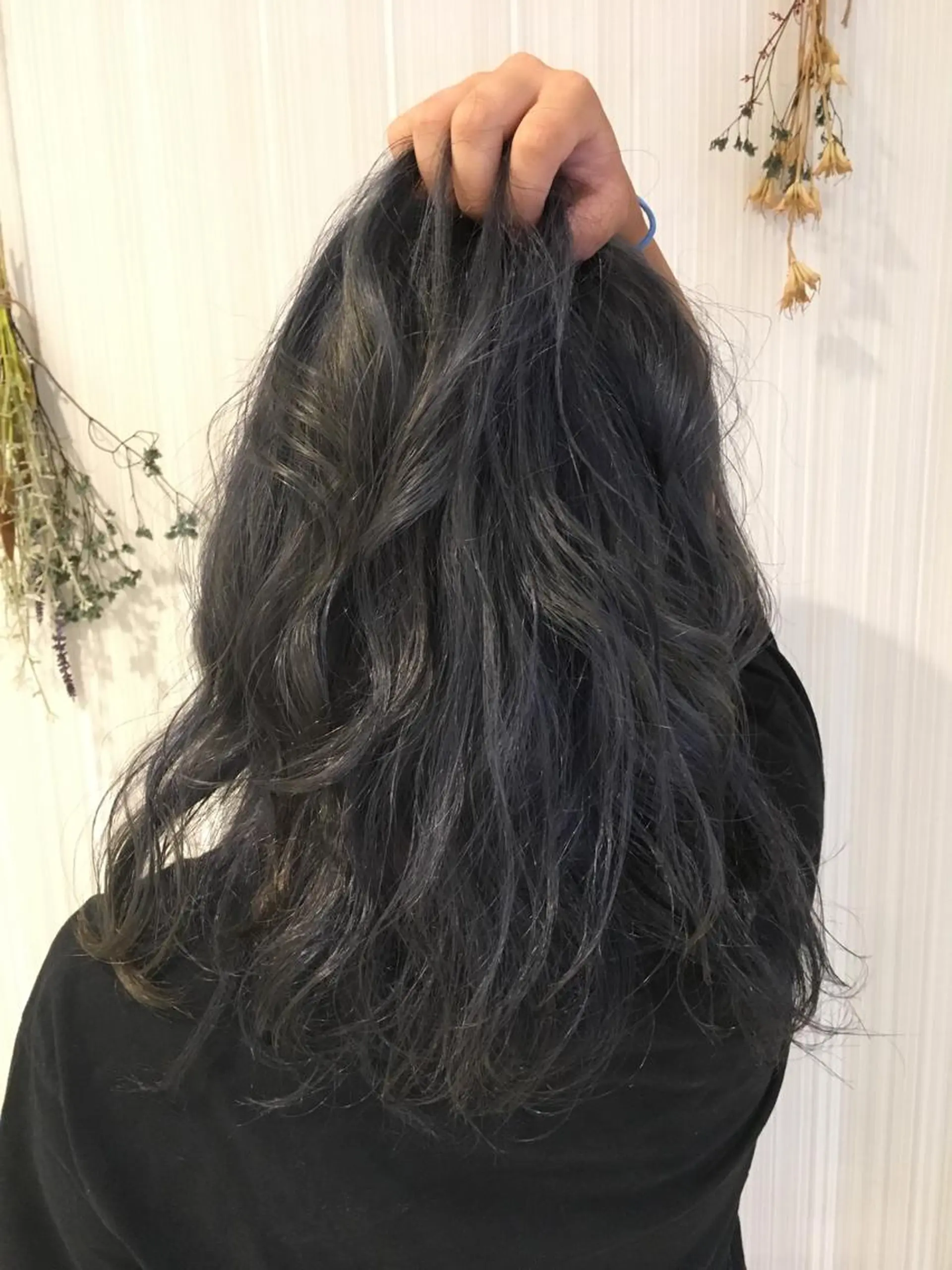 セミロング カラー ブリーチ グレージュ ヘアカラー トリートメント ハイトーン/ブリーチ 山崎　悠次のヘアスタイル