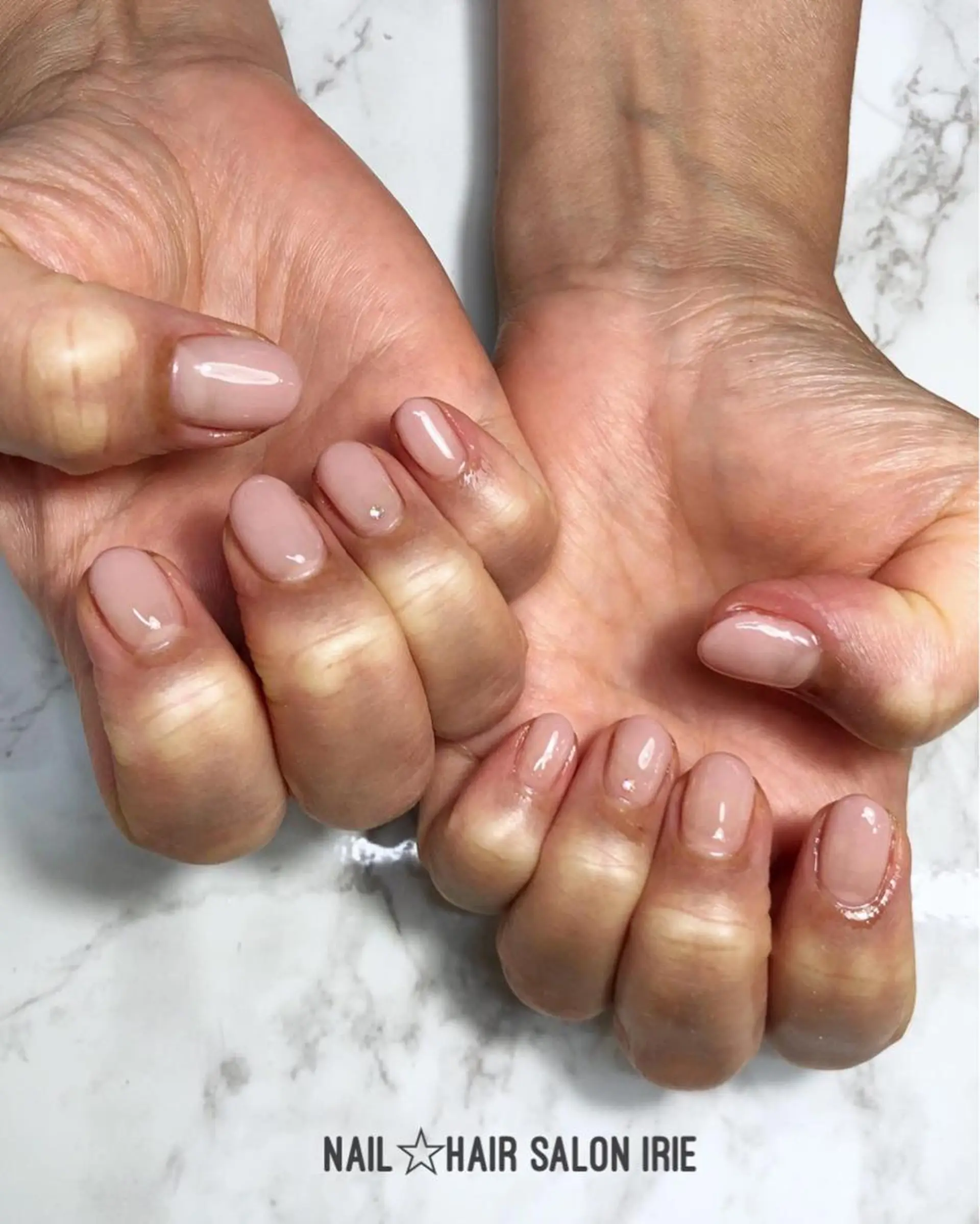 ネイル Hair salon Irie所属・與儀 知佳のネイルデザイン