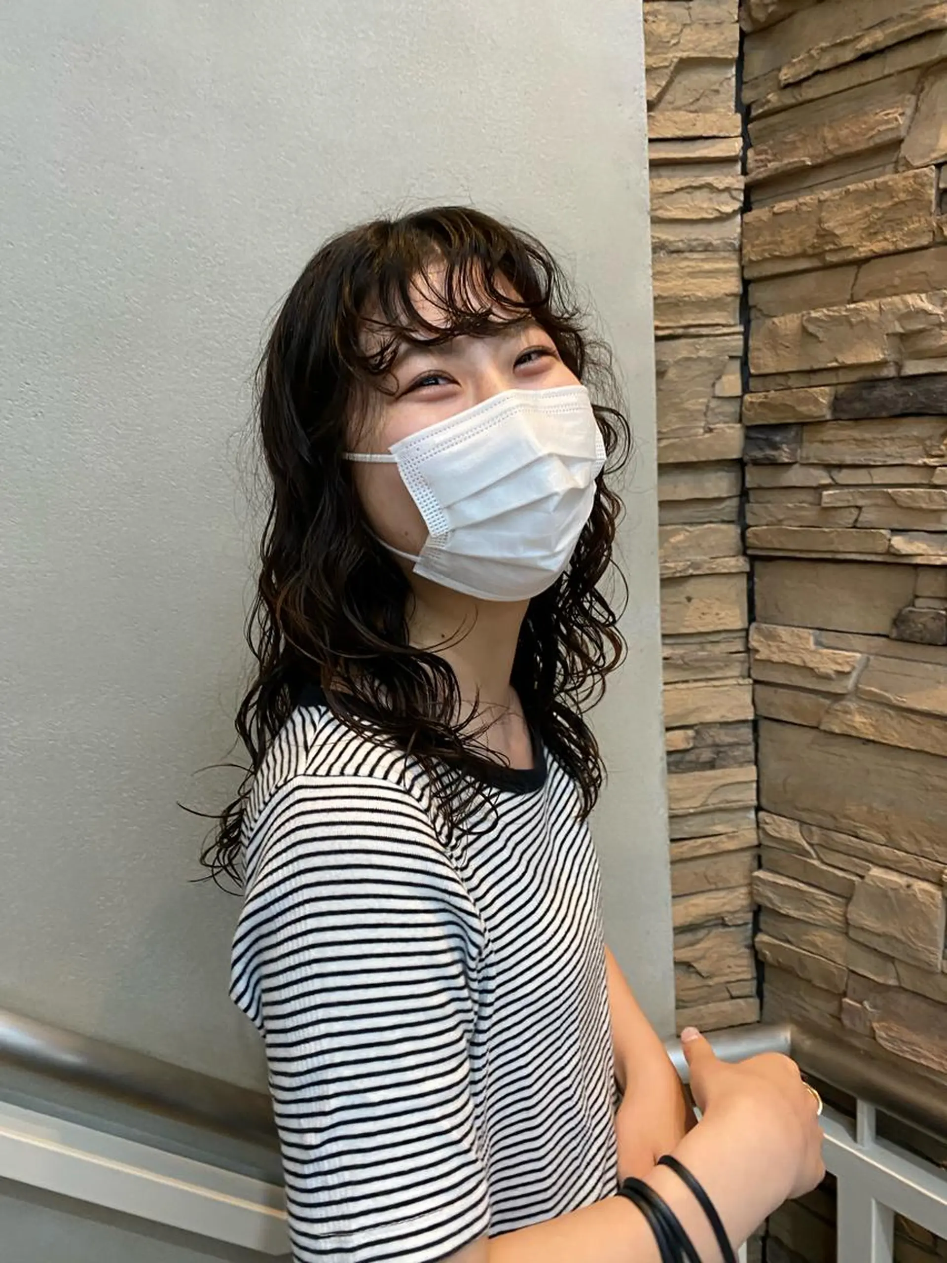 セミロング パーマ レイヤーカット カット トリートメント ウルフカット 811 大阪梅田 ウルフのヘアスタイル