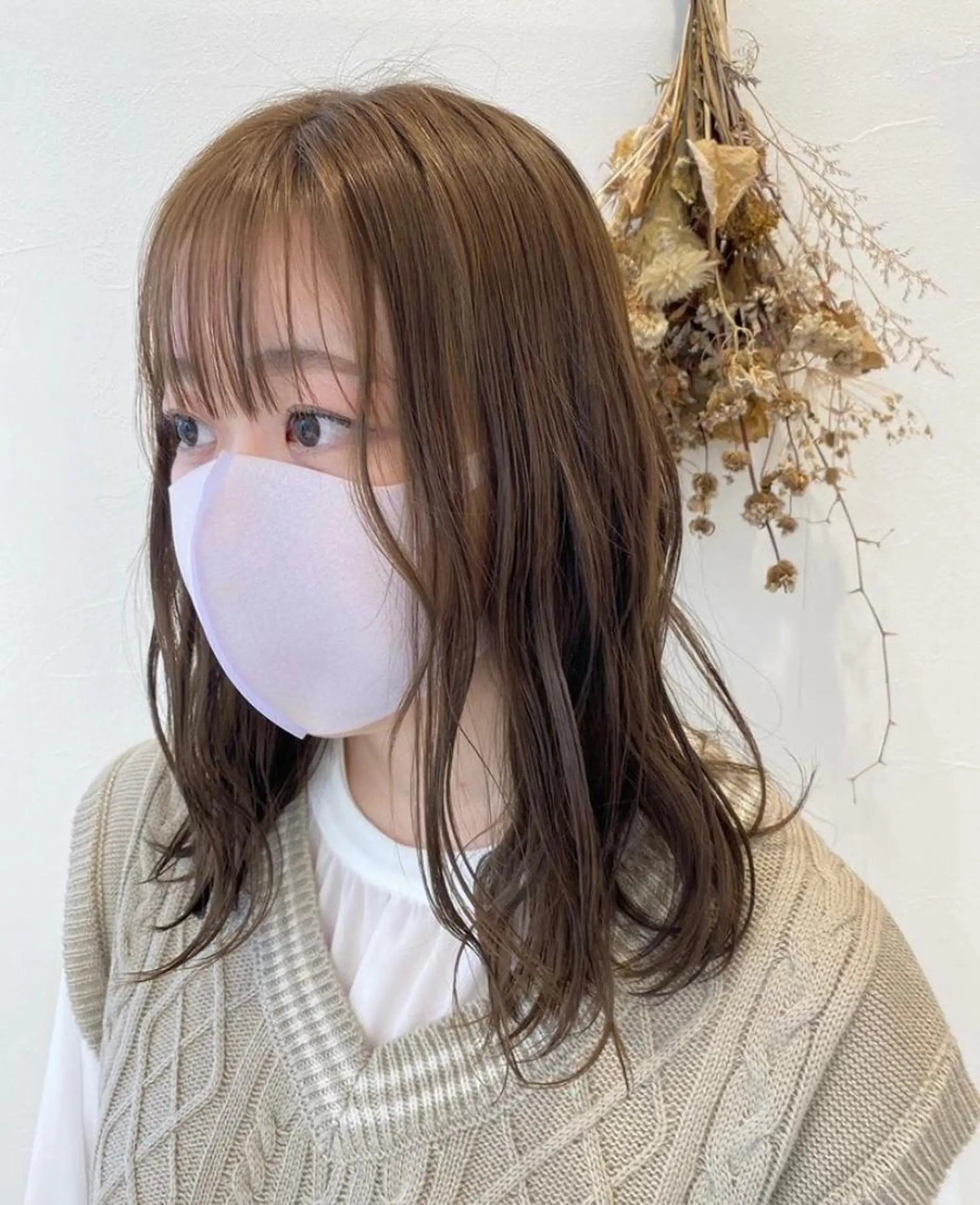 セミロング カラー ベージュカラー ブリーチ ブリーチなしカラー Number CHIHIROのヘアスタイル