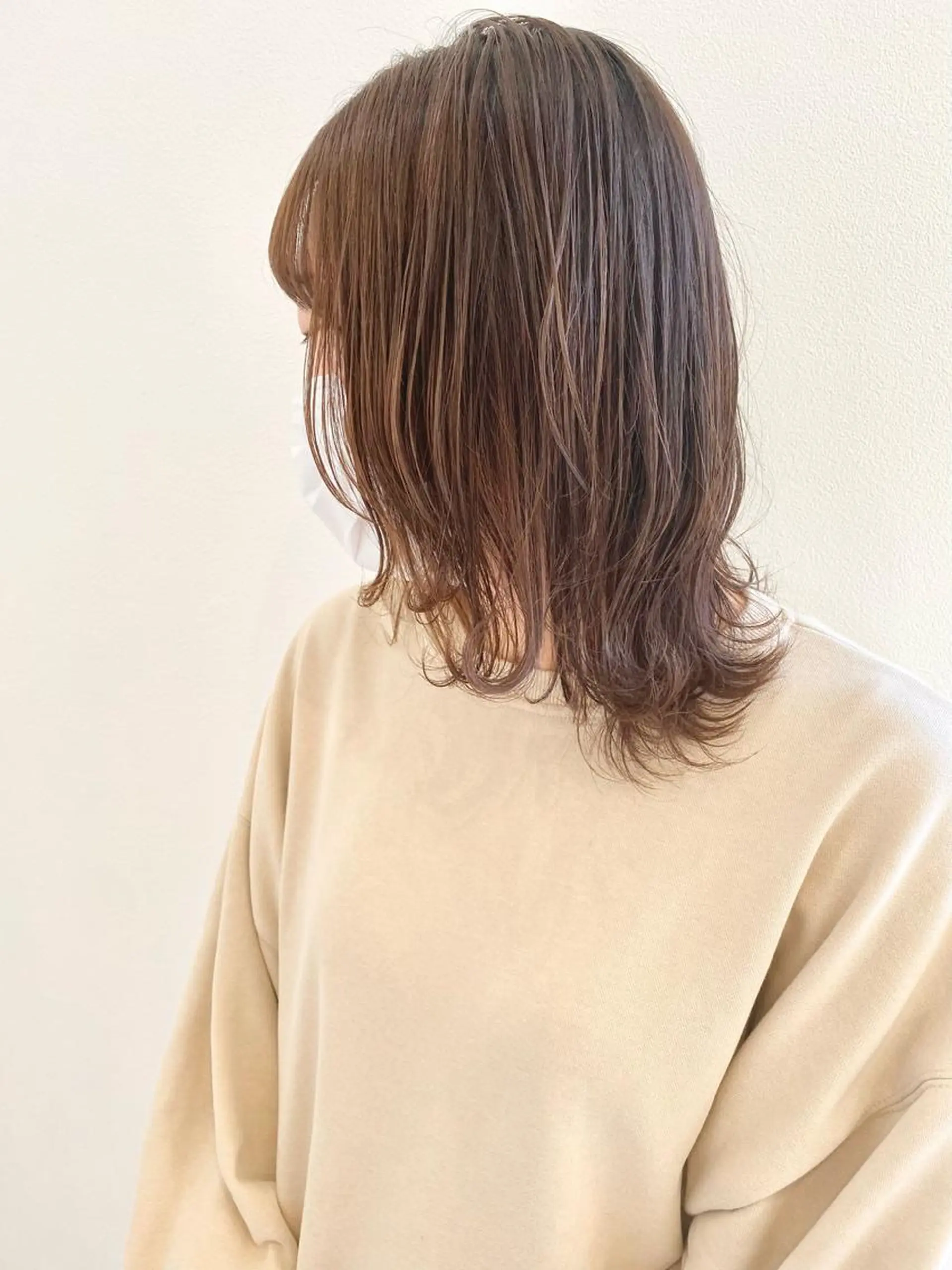 セミロング ヘアカラー MYRTLE TSUNODAのヘアスタイル