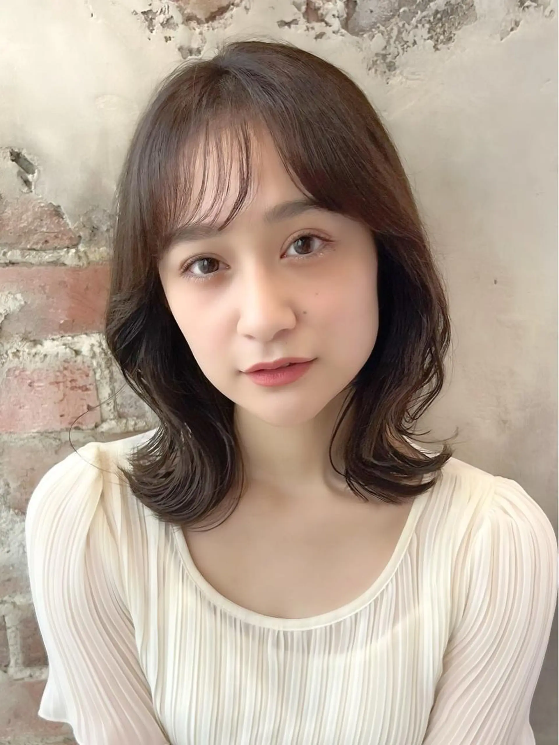 ミディアム カラー ベージュカラー ブラウンカラー くびれヘア 髪質改善 縮毛矯正 🧡くびれヘア/前髪 顔周り🧡久原結衣のヘアスタイル