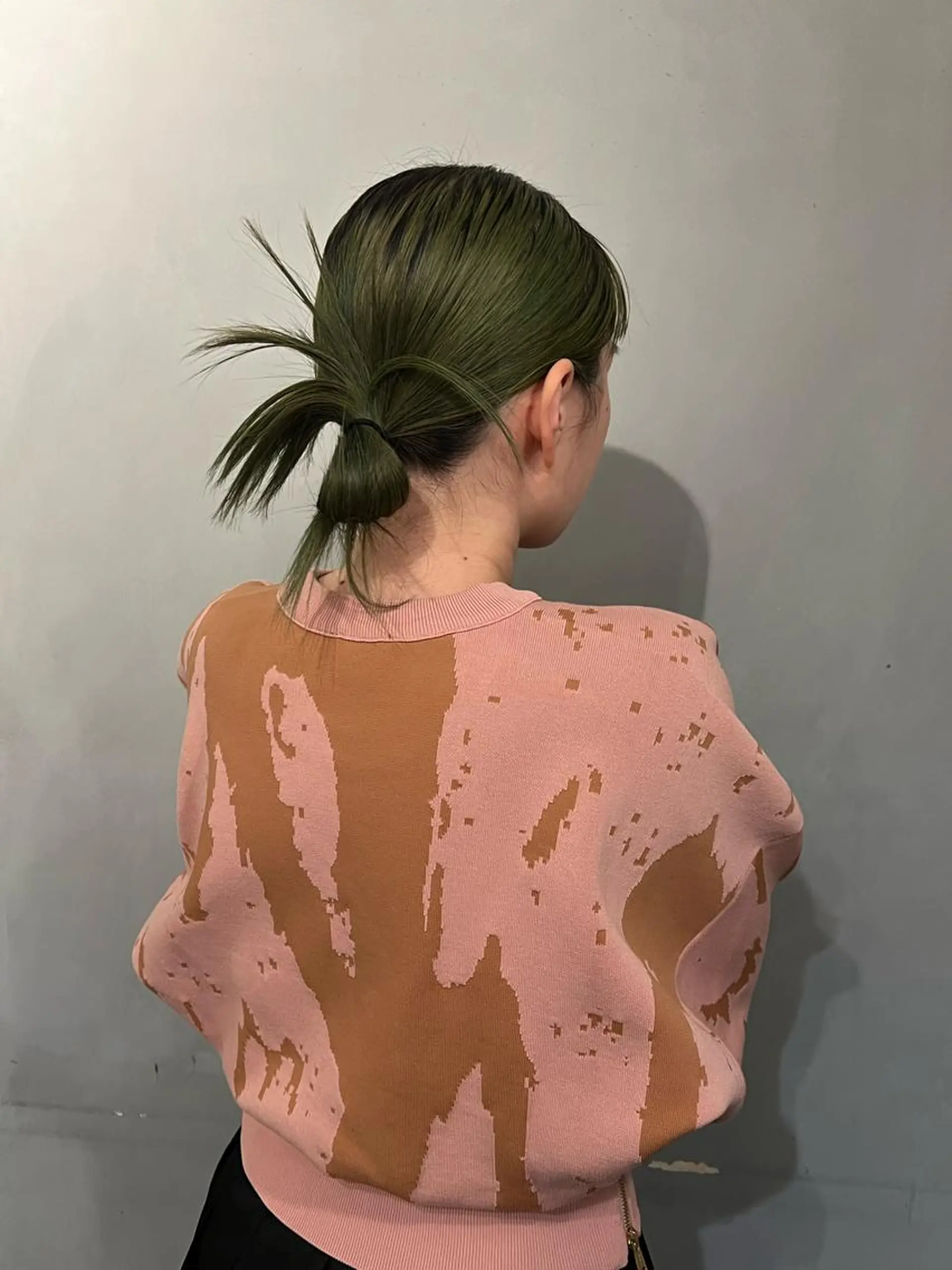 セミロング カラー ヘアカラー 美髪・シールエクステ ホソタニリョウコのヘアスタイル