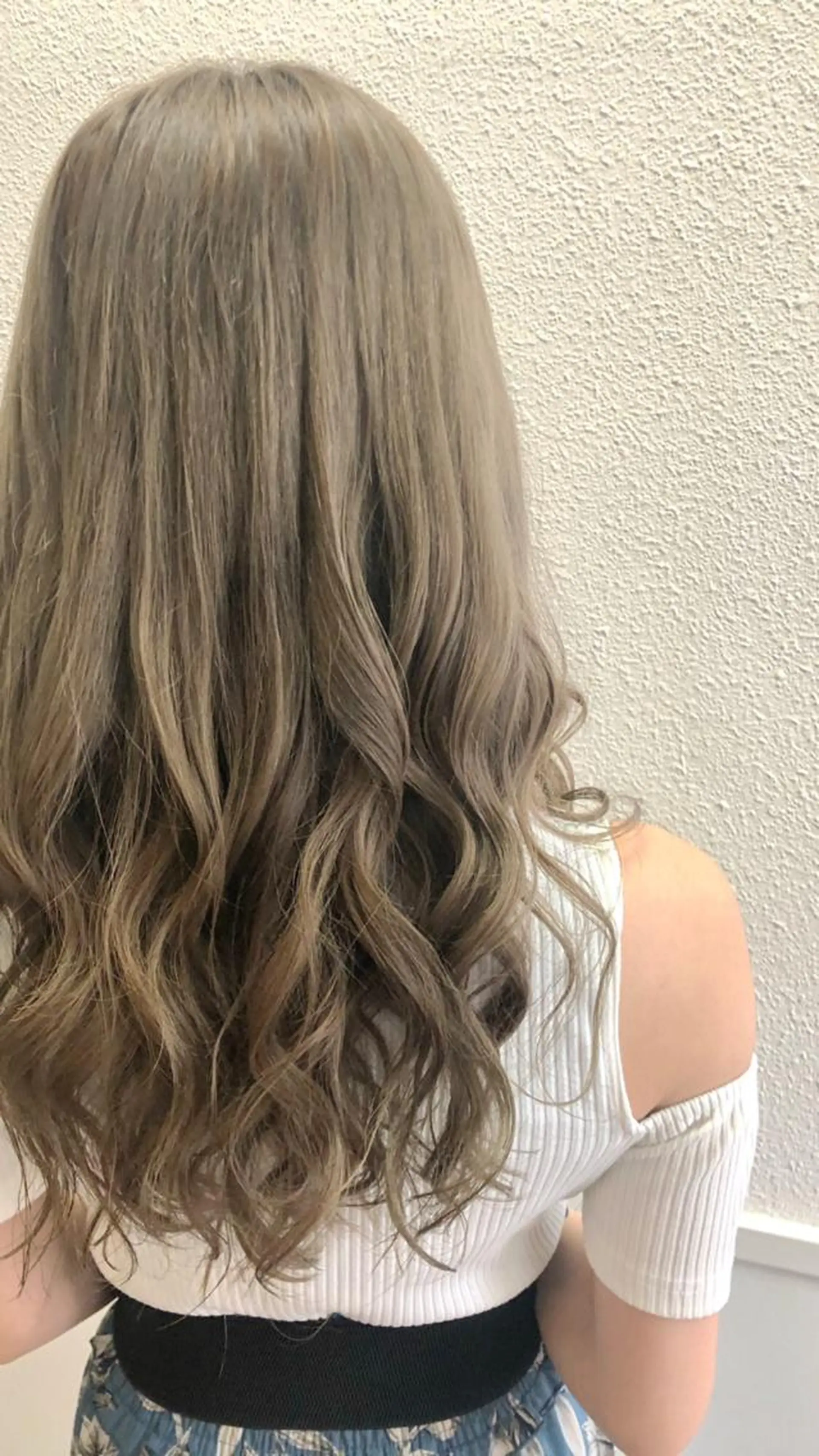 ロング カラー グレージュ カット ヘアカラー トリートメント 髪質改善/美髪矯 正ヤマモトハルキのヘアスタイル