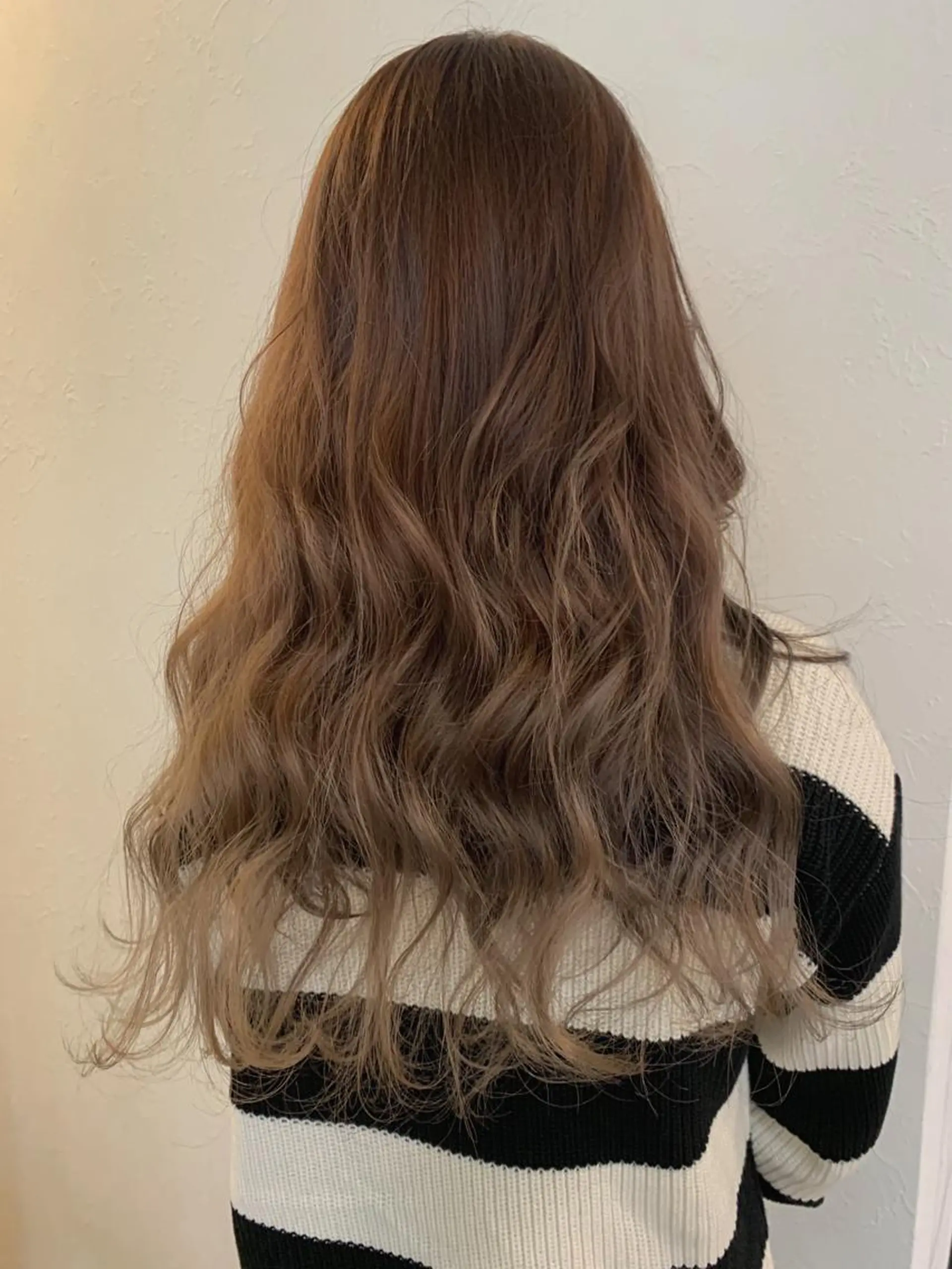 ロング カラー ベージュカラー フォギーベージュ グラデーションカラー ヘアカラー m ā l o.🌷 サカモトマイコのヘアスタイル