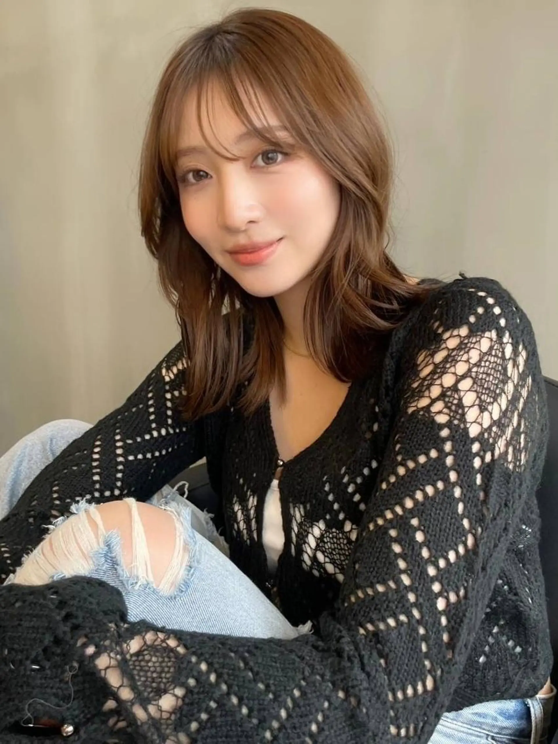 ロング 肌馴染みくすみカラー 花房 佑夏のヘアスタイル