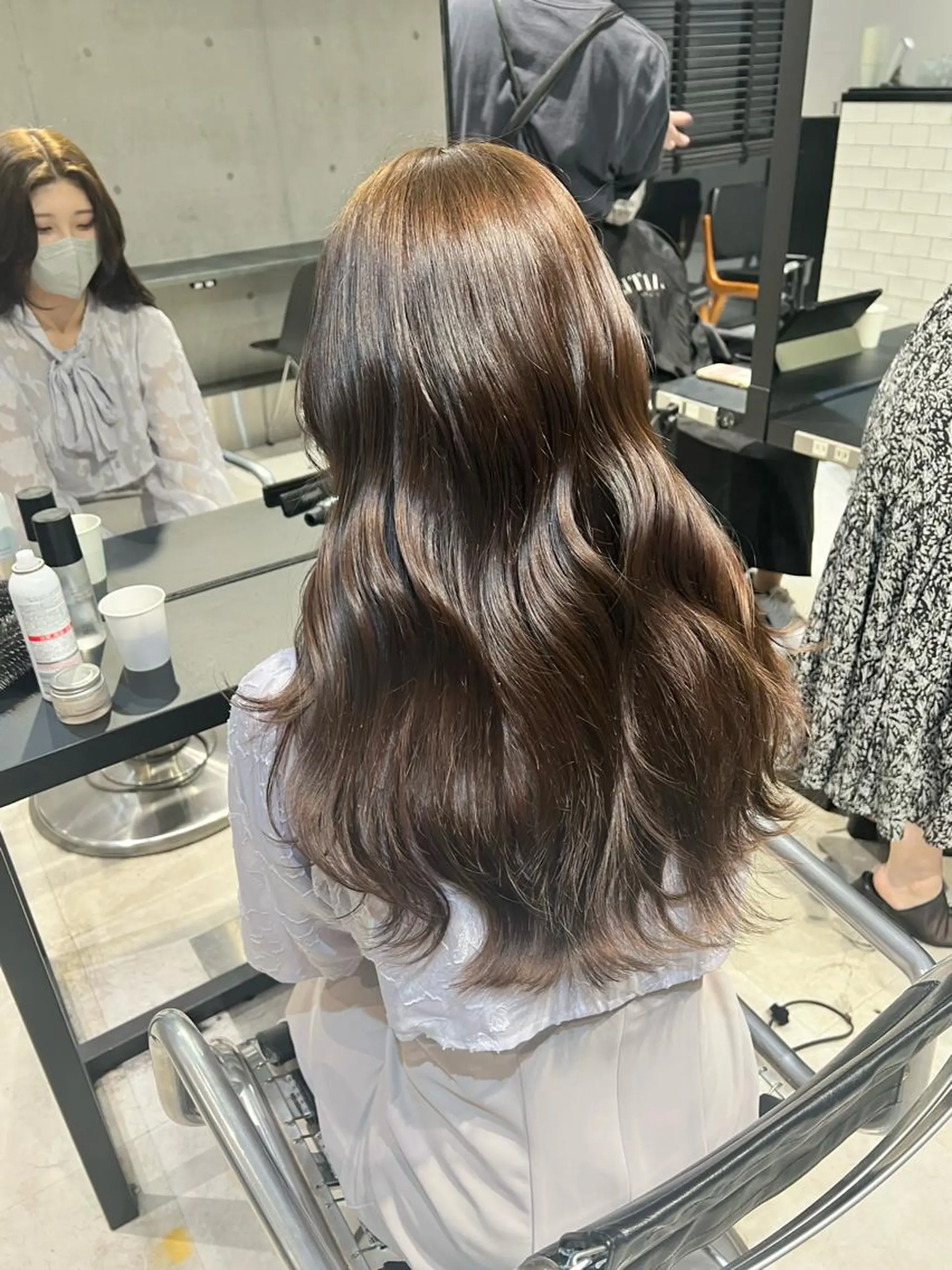 ロング カラー ヘアカラー トリートメント レイヤー/透明感 カラー🌿KANTAのヘアスタイル