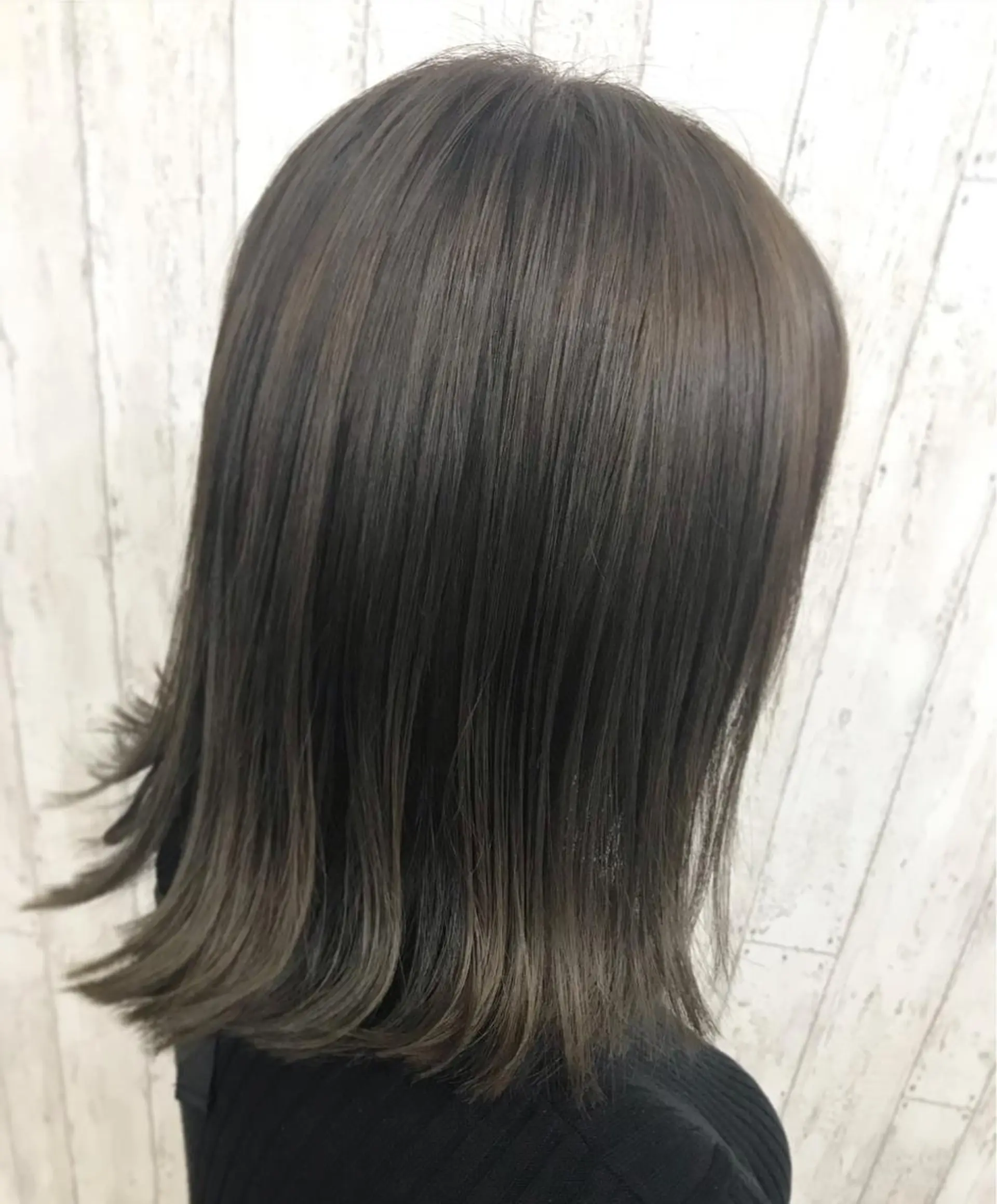 ミディアム カラー ボブ 外ハネヘア kazufumi ..のヘアスタイル