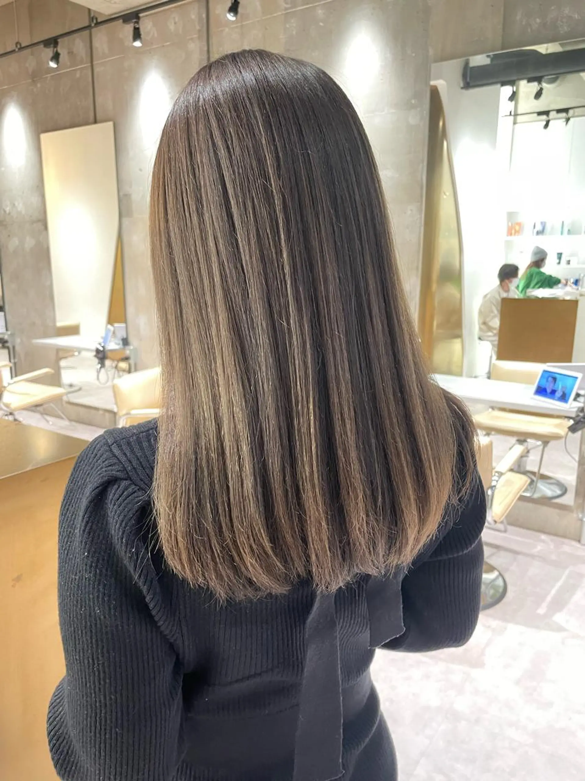 ロング カラー 美髪矯正/ハイトーン 🪸🩰ヒナコのヘアスタイル