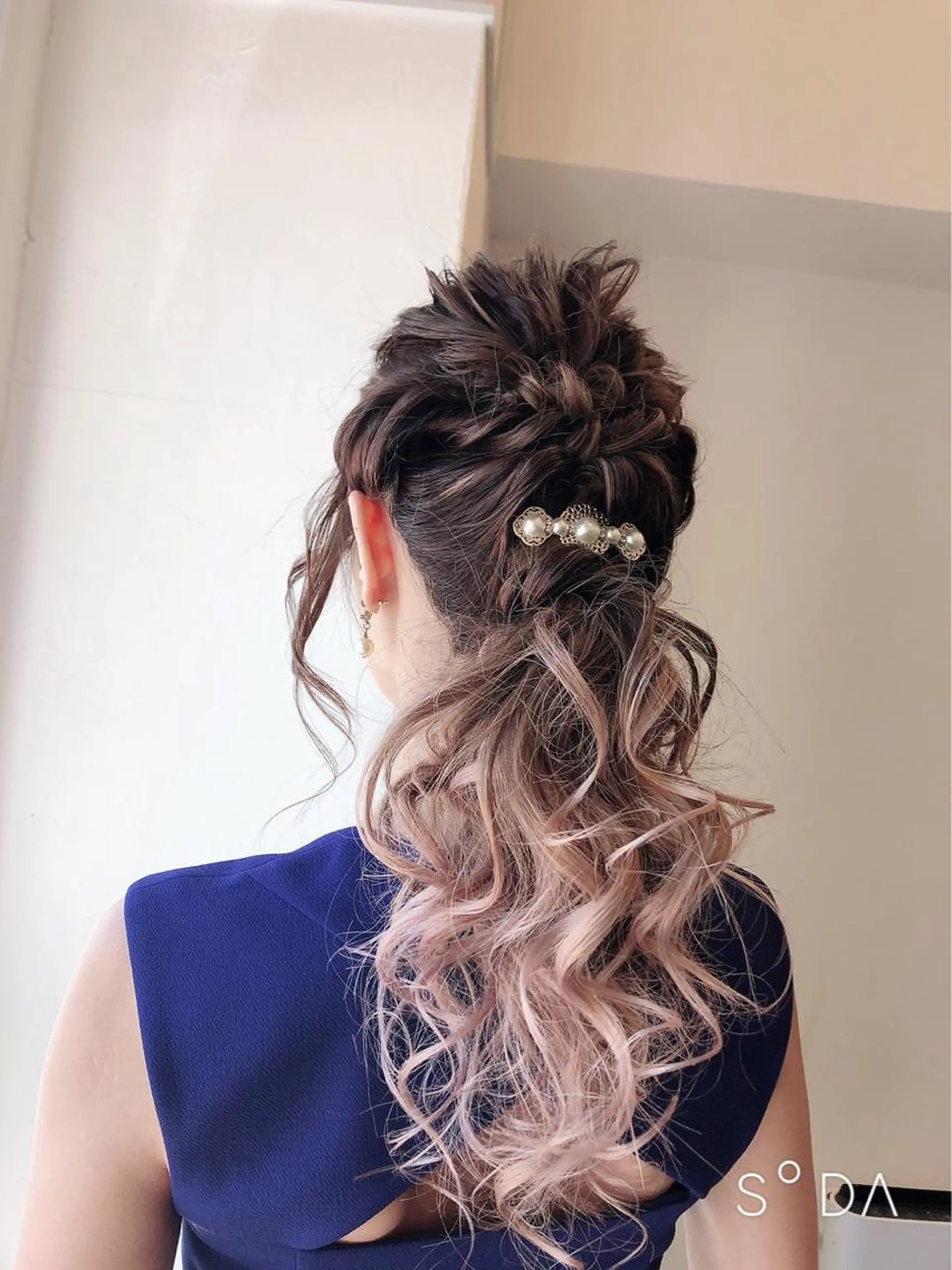 ロング カラー ベージュカラー グラデーションカラー ピンクカラー ピンクベージュ ヘアカラー トリートメント 🍀Moda by Grande🍀のヘアスタイル