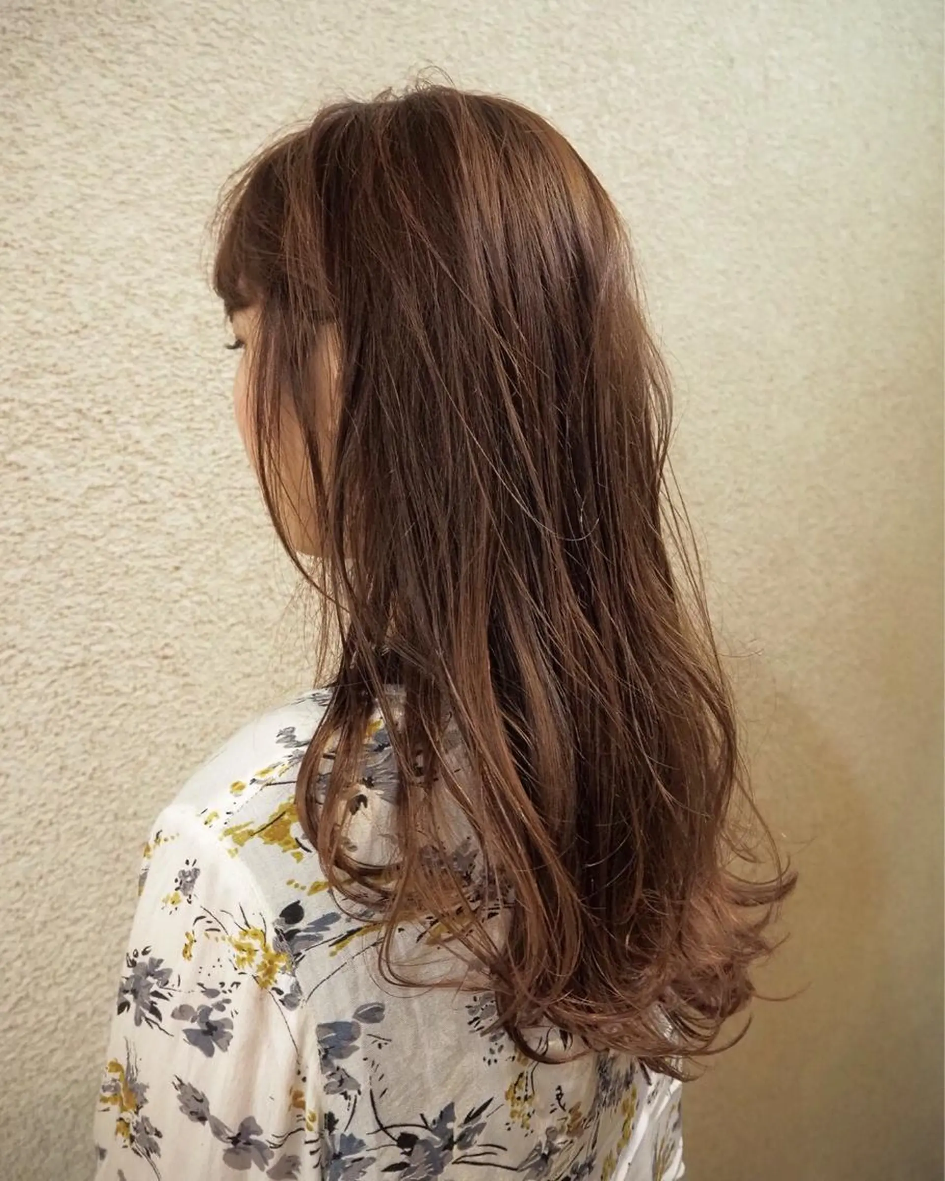 ミディアム カラー カット ヘアカラー トリートメント 菅村 勇亮のヘアスタイル