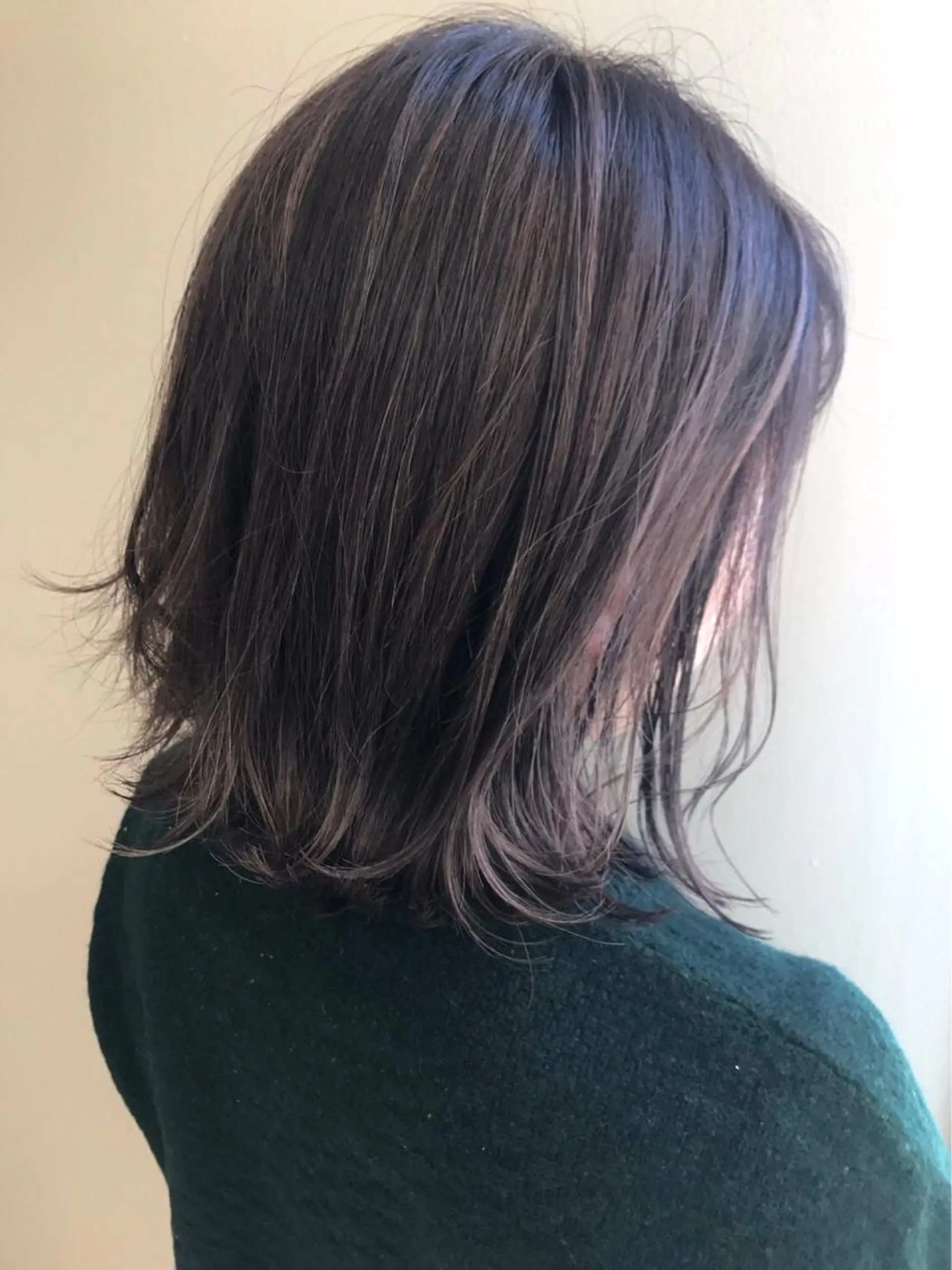 ミディアム カラー 透明感カラー 細めハイライト🩶 ボブ/レイヤーカットのヘアスタイル