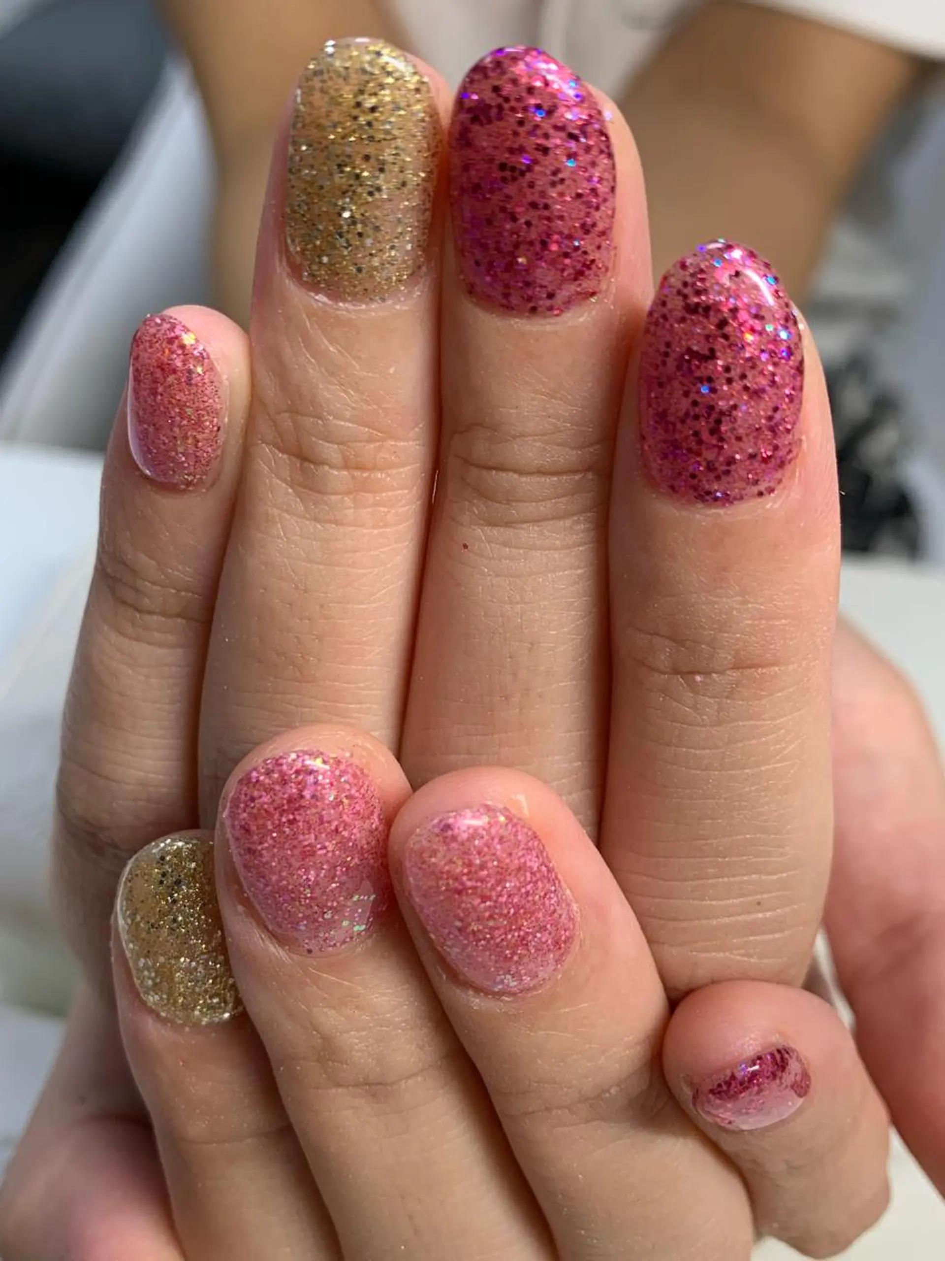 ネイル キラキラネイル ラメ(グリッター) ハンドネイル Nail salon Three R所属・ネイルサロン Three   R.のエステ・リラクイメージ