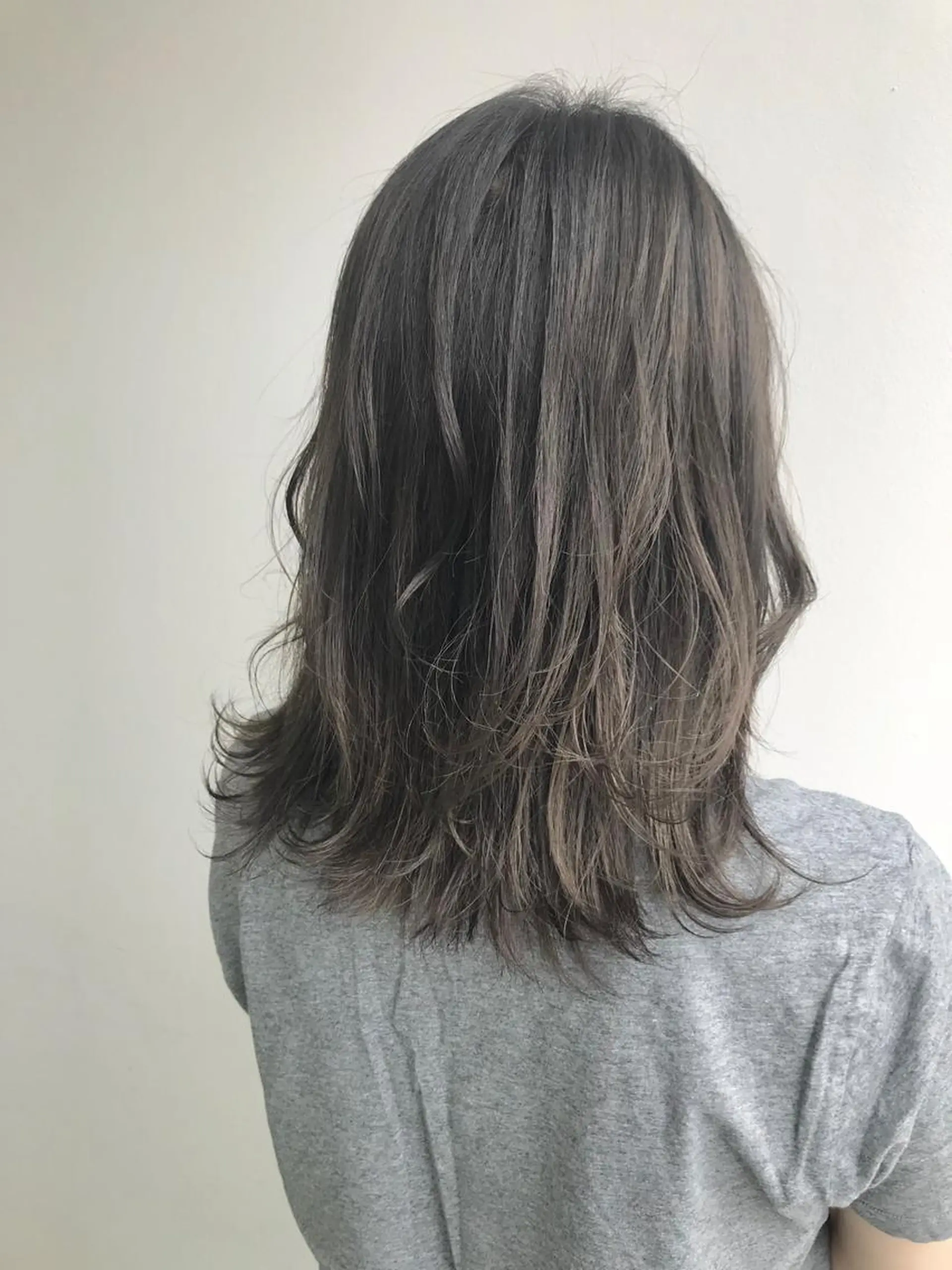 ミディアム カラー グレージュ カット ヘアカラー ボブ/ハイトーン 立川loose 下田のヘアスタイル