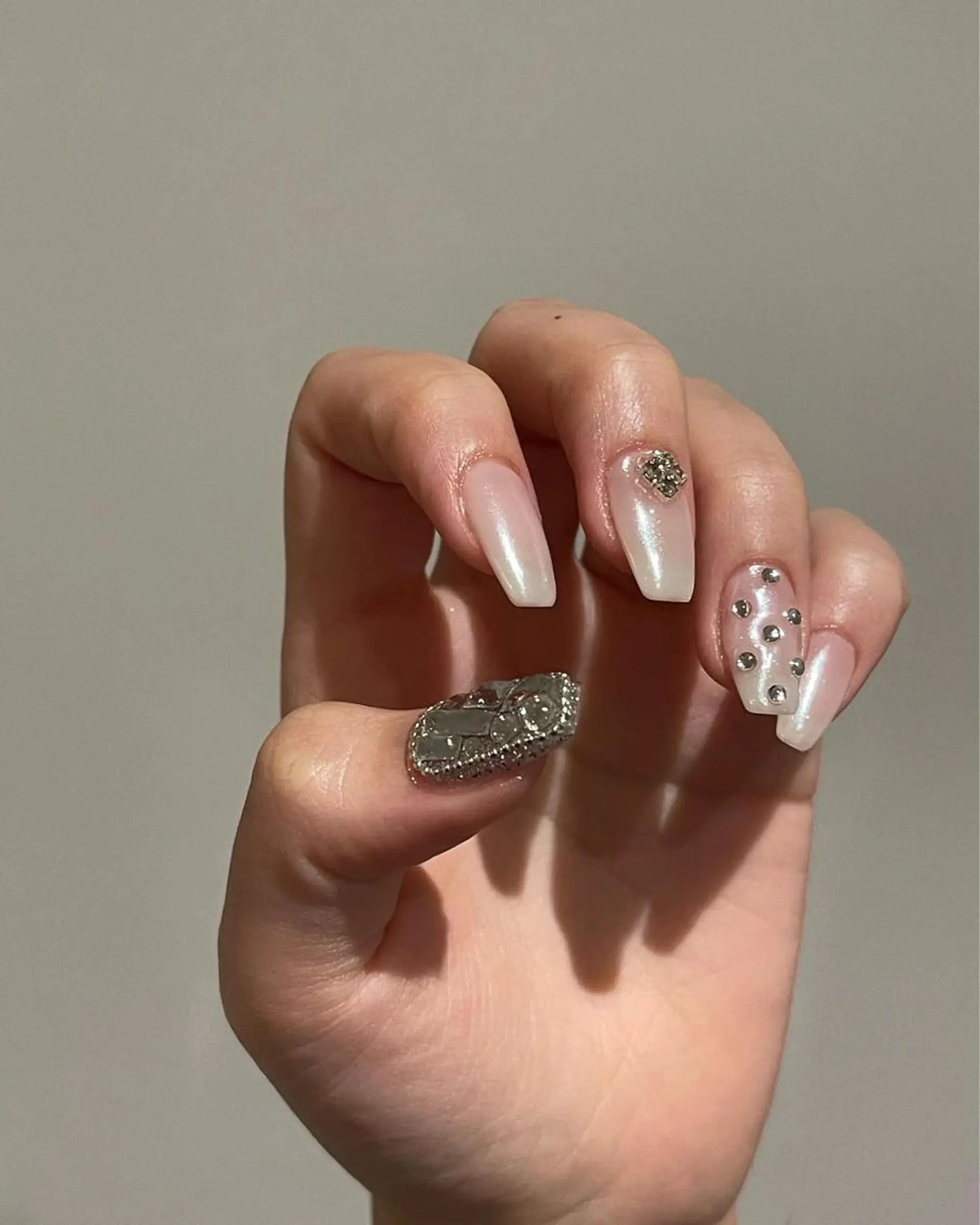 ネイル 8113 海外/y2k/韓国のネイルデザイン