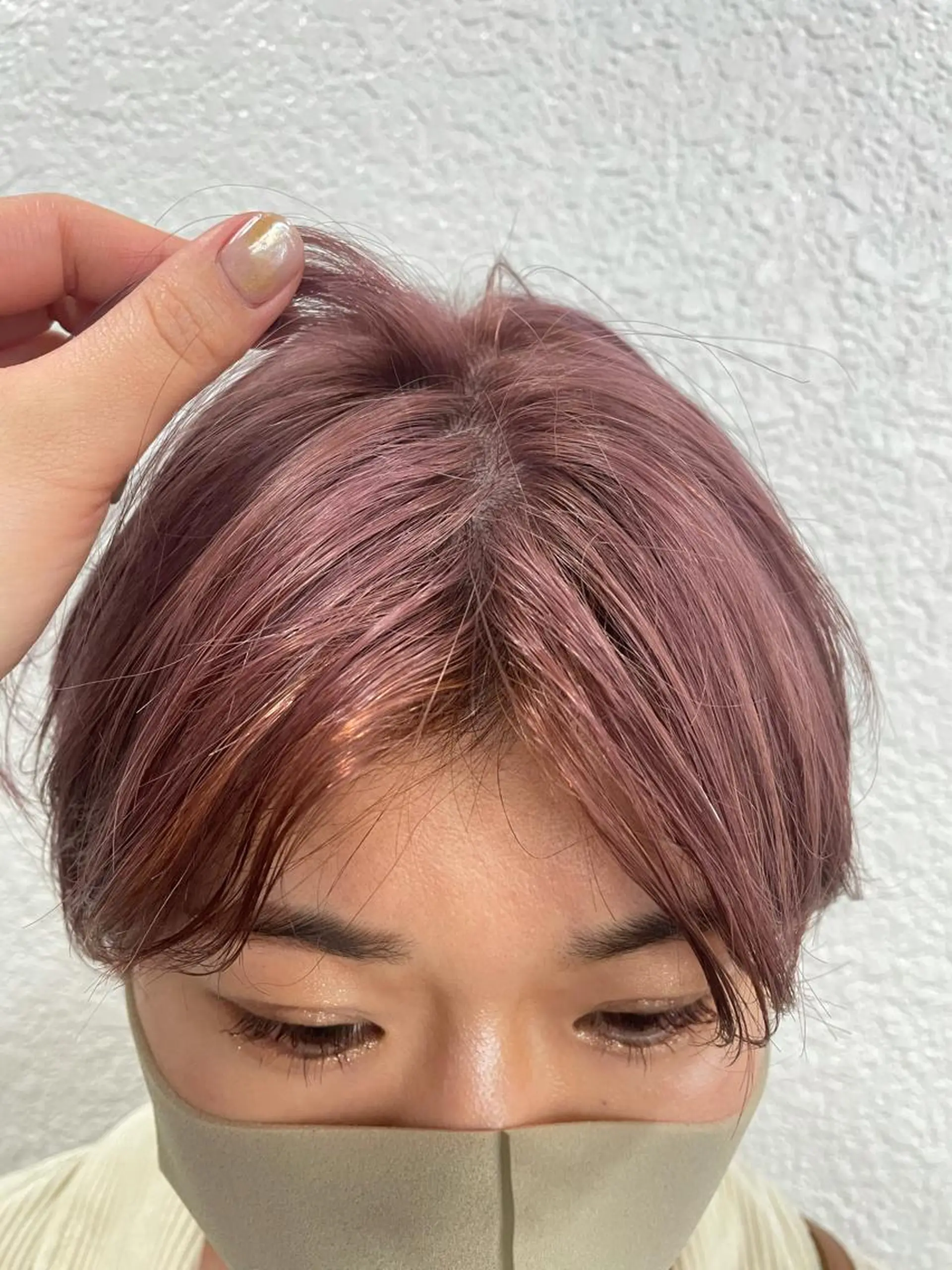 ショート カラー ブリーチ 似合わせカット 渋谷 留菜のヘアスタイル