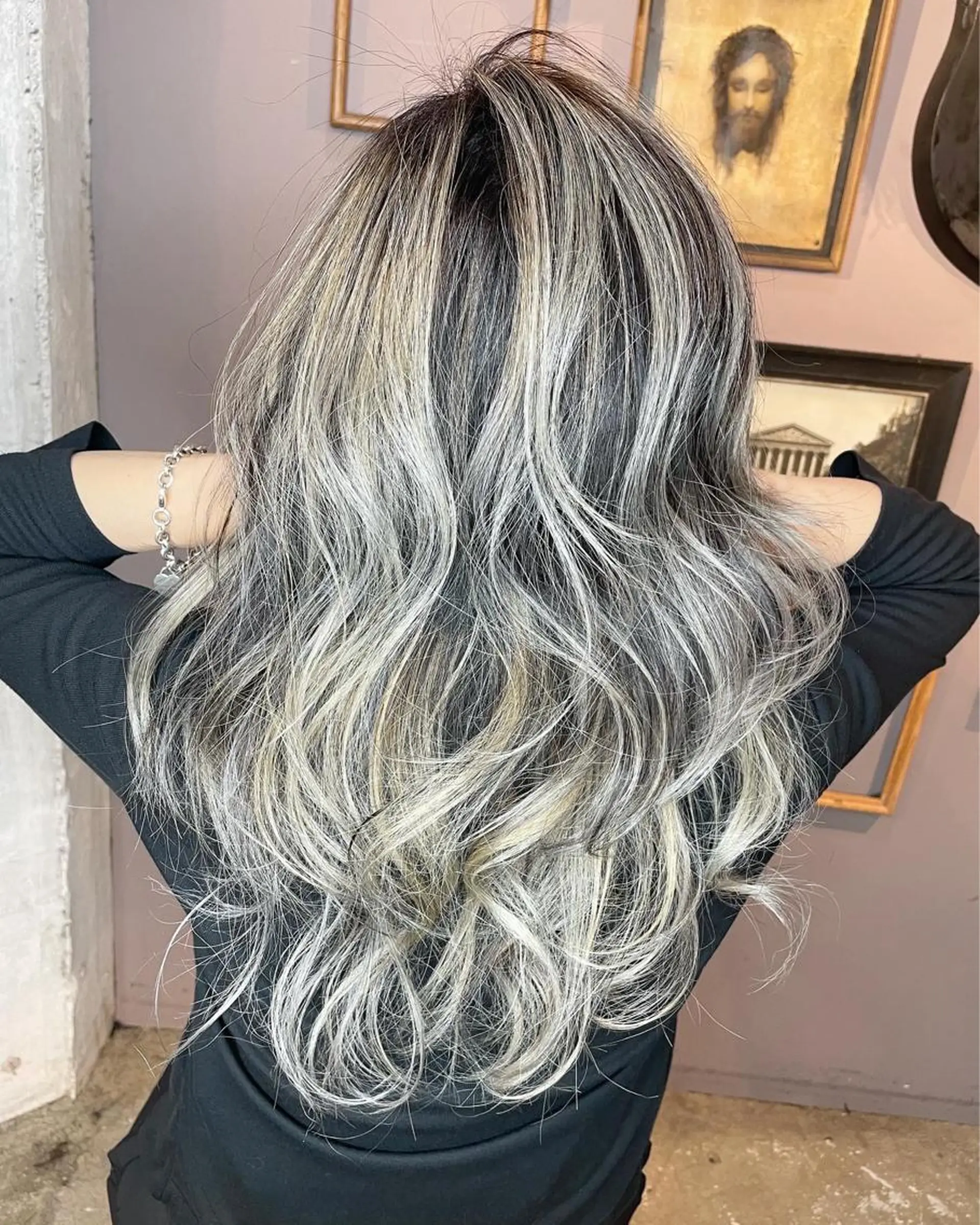 ロング カラー ヘアアレンジ バレイヤージュ レイヤーカット STELLA所属・STELLA 小林優真のヘアスタイル