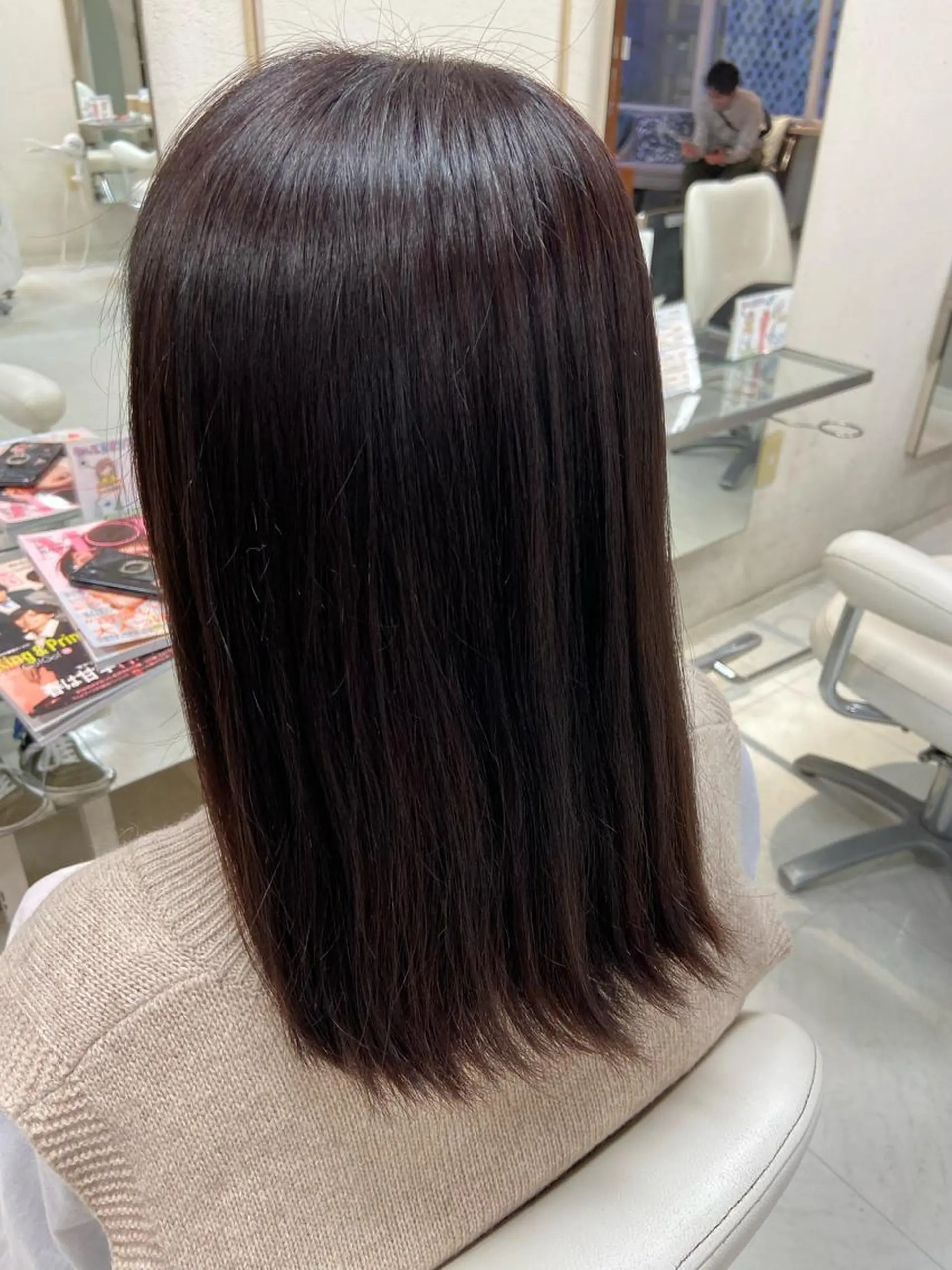 セミロング カラー ブリーチ ピンクカラー 菊地 美憂のヘアスタイル