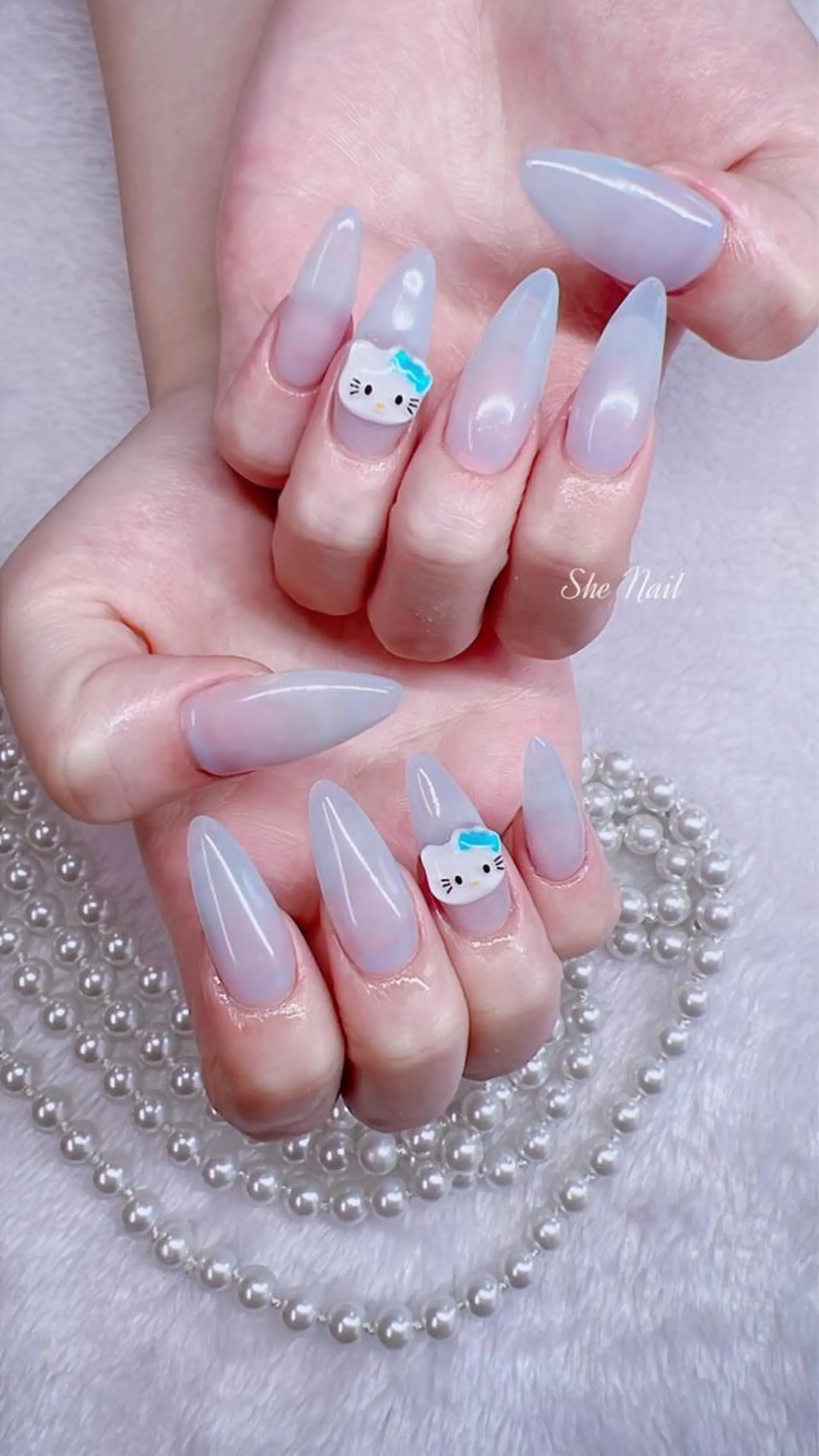 ネイル チークネイル フレンチネイル グラデーション マグネットネイル ミラーネイル ハンドネイル She Nail所属・ISA_ BELLAのネイルデザイン