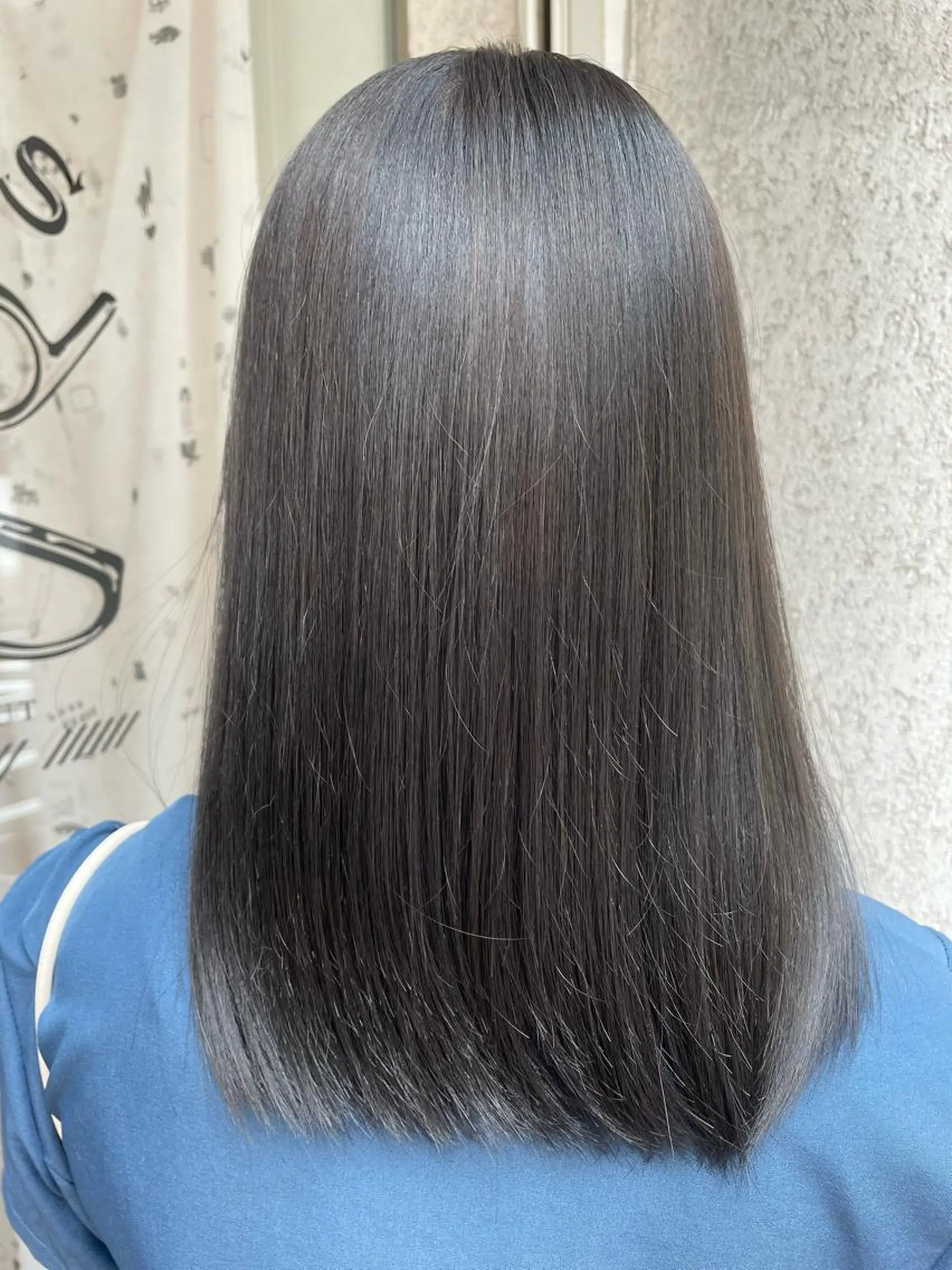 ミディアム カラー CoCooN Hiromiのヘアスタイル