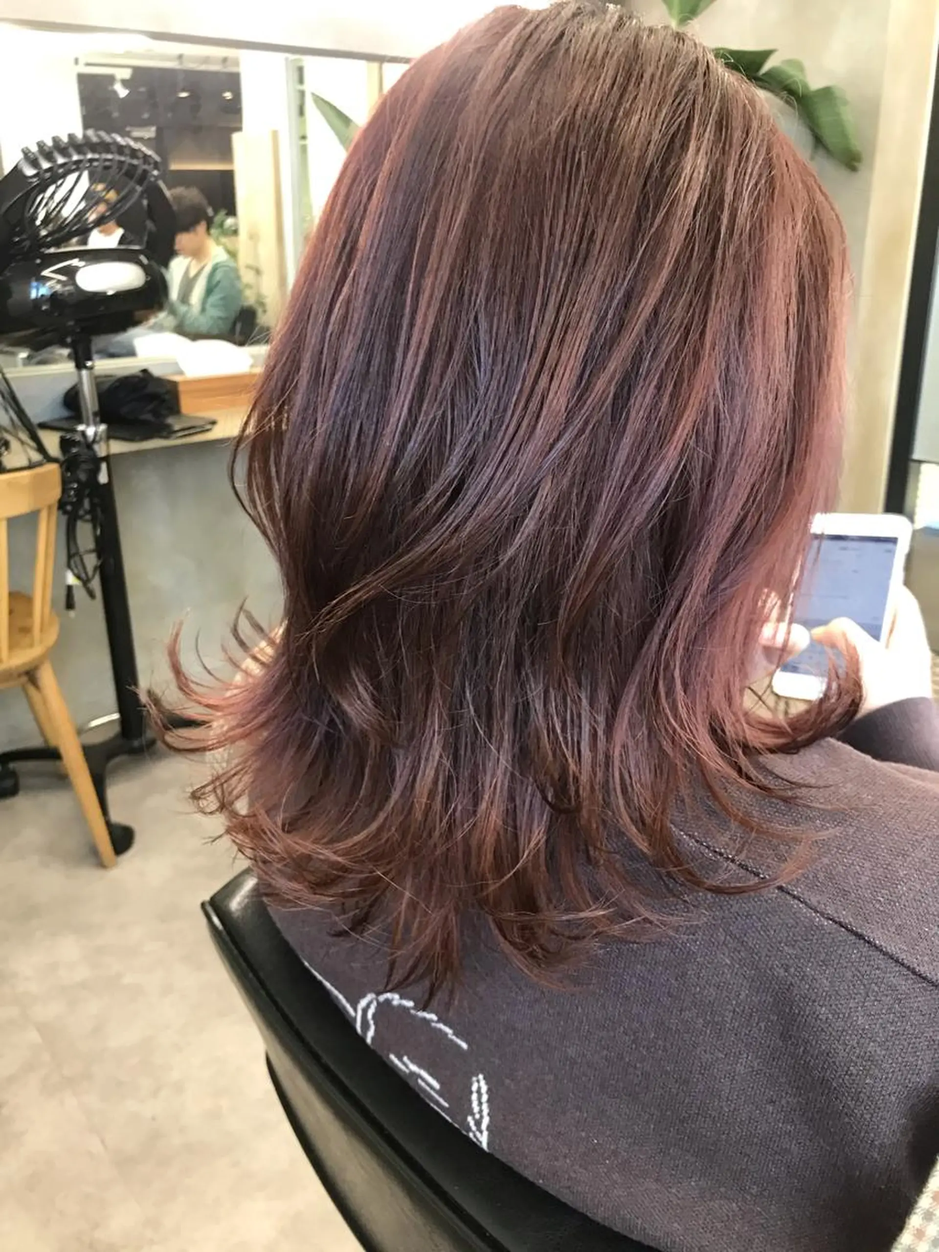 ミディアム カラー ピンクカラー 色気レイヤー& ショートはお任せ🌟のヘアスタイル