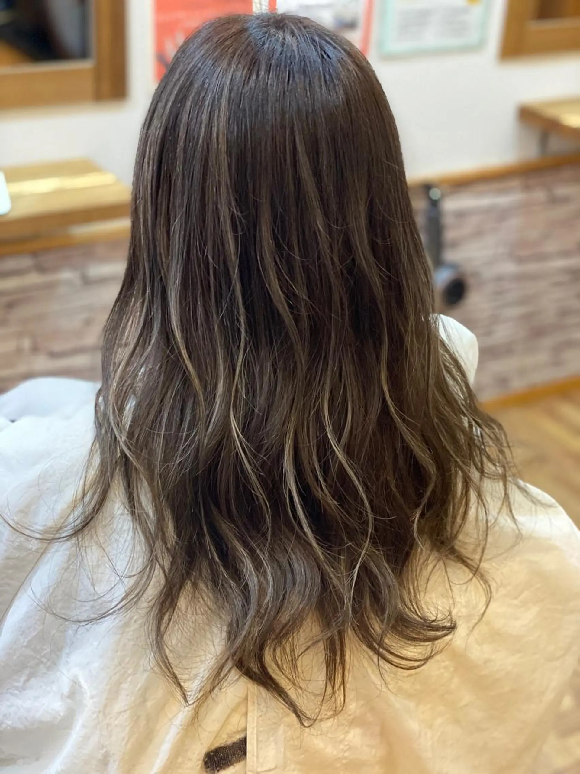 ロング カラー N-plants 和泉中央店のヘアスタイル